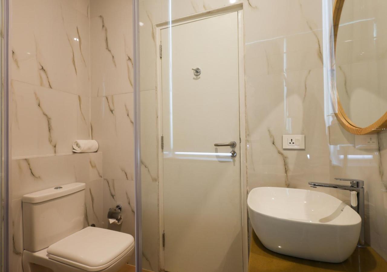 Standard Suite - Photo 4
