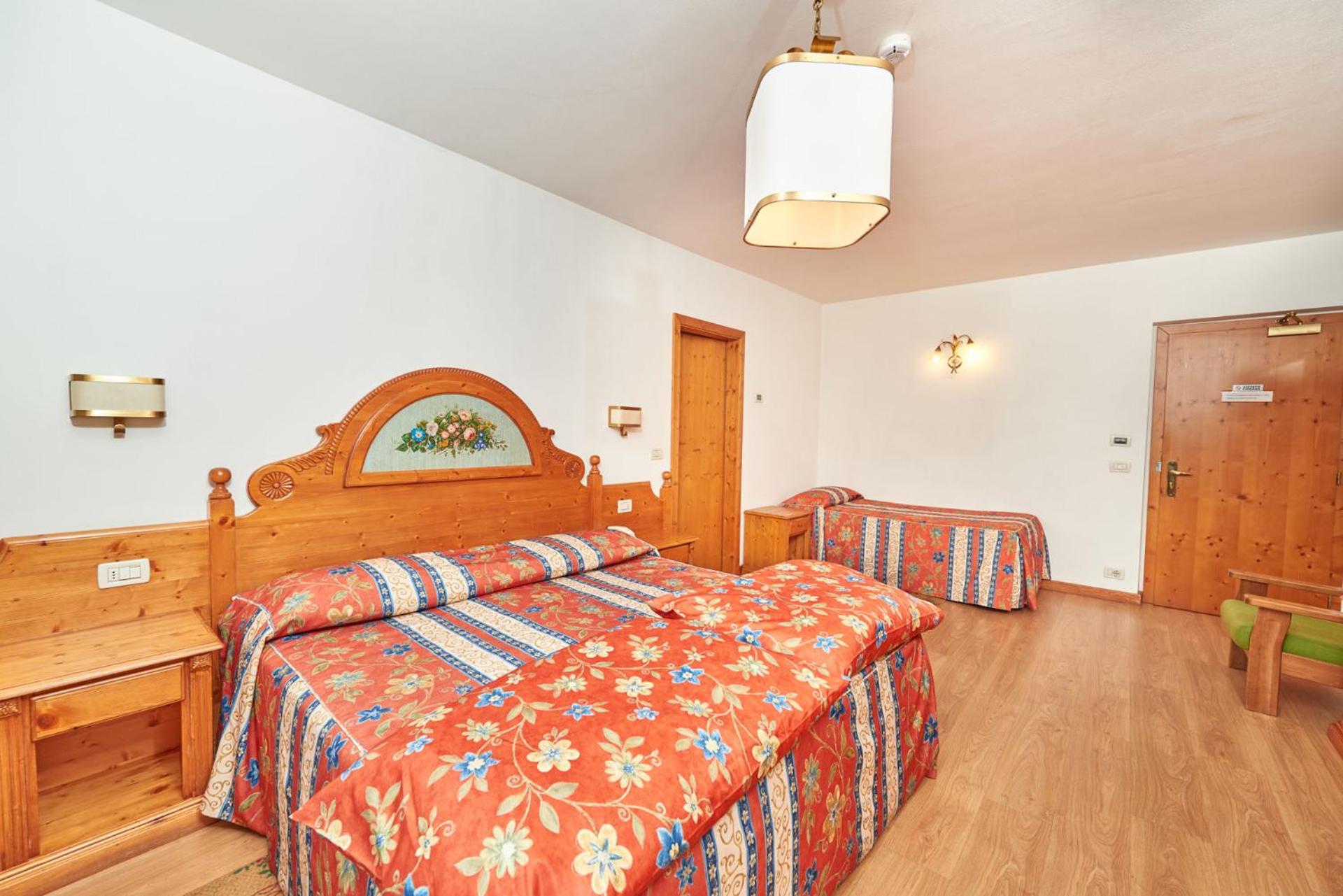 Basic Quadruple Room - Photo 2