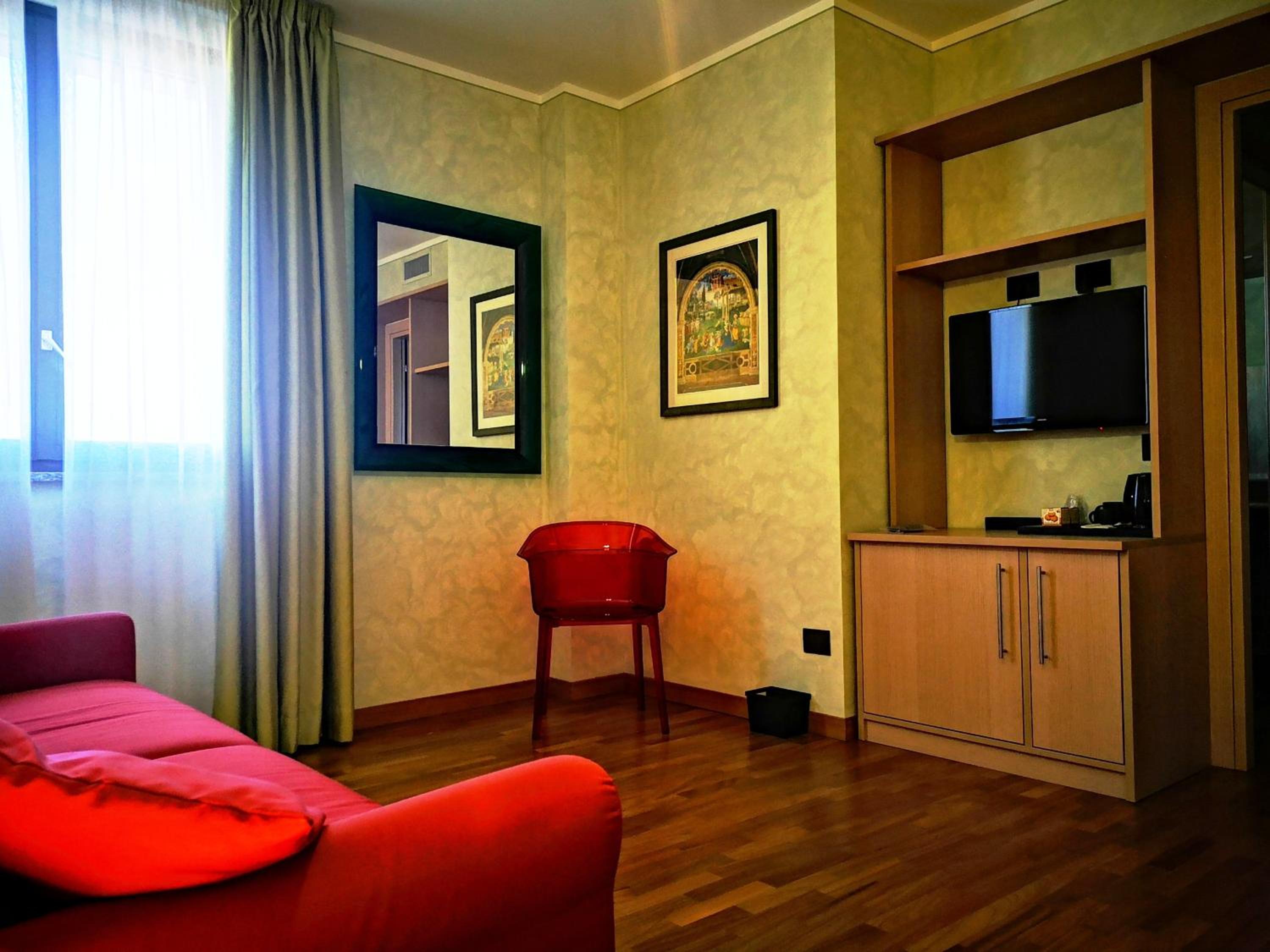 Luxury Triple Room photo 1