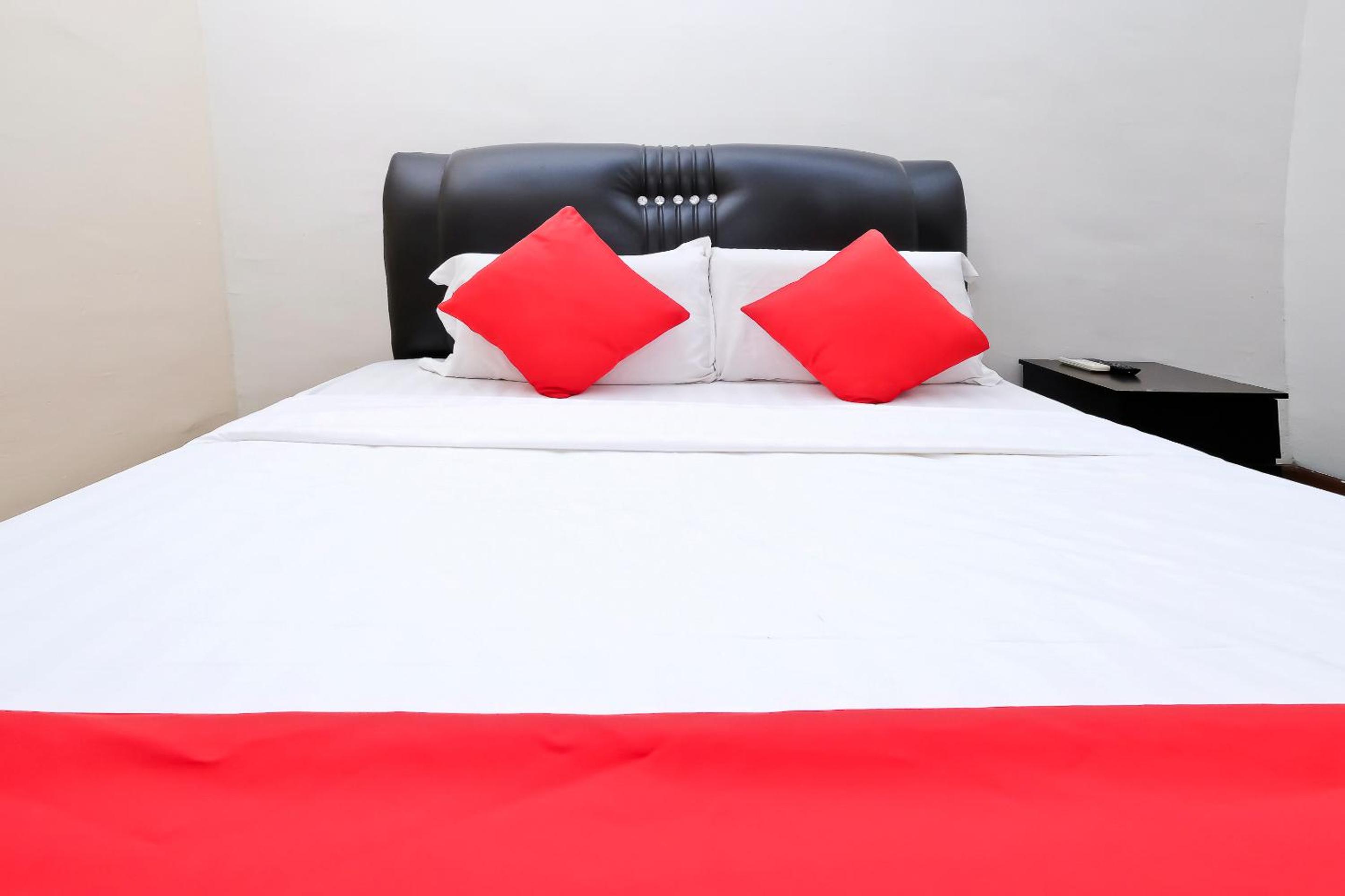 Standard Queen Room photo 3