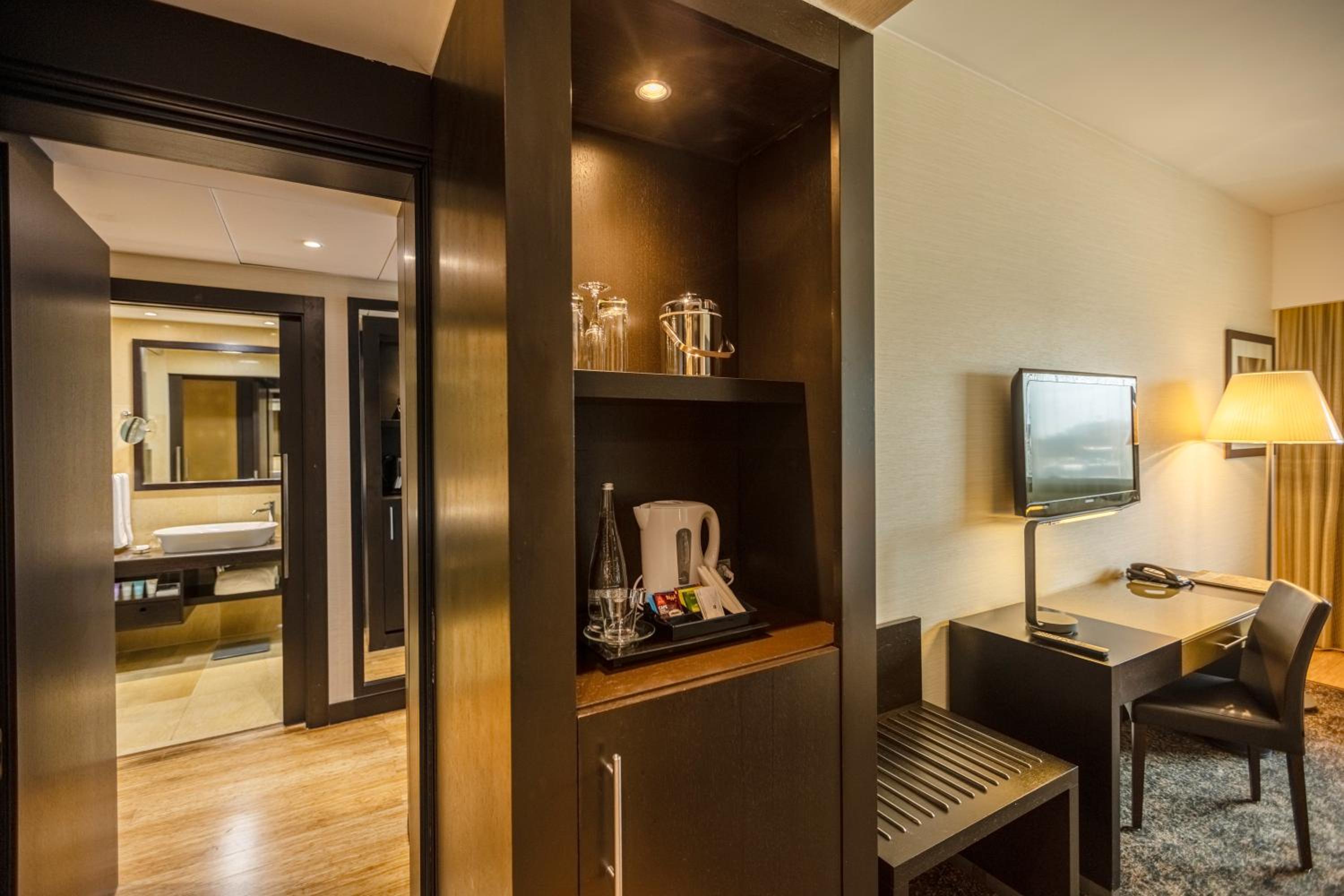 Special Offer - Double or Twin Room photo 2