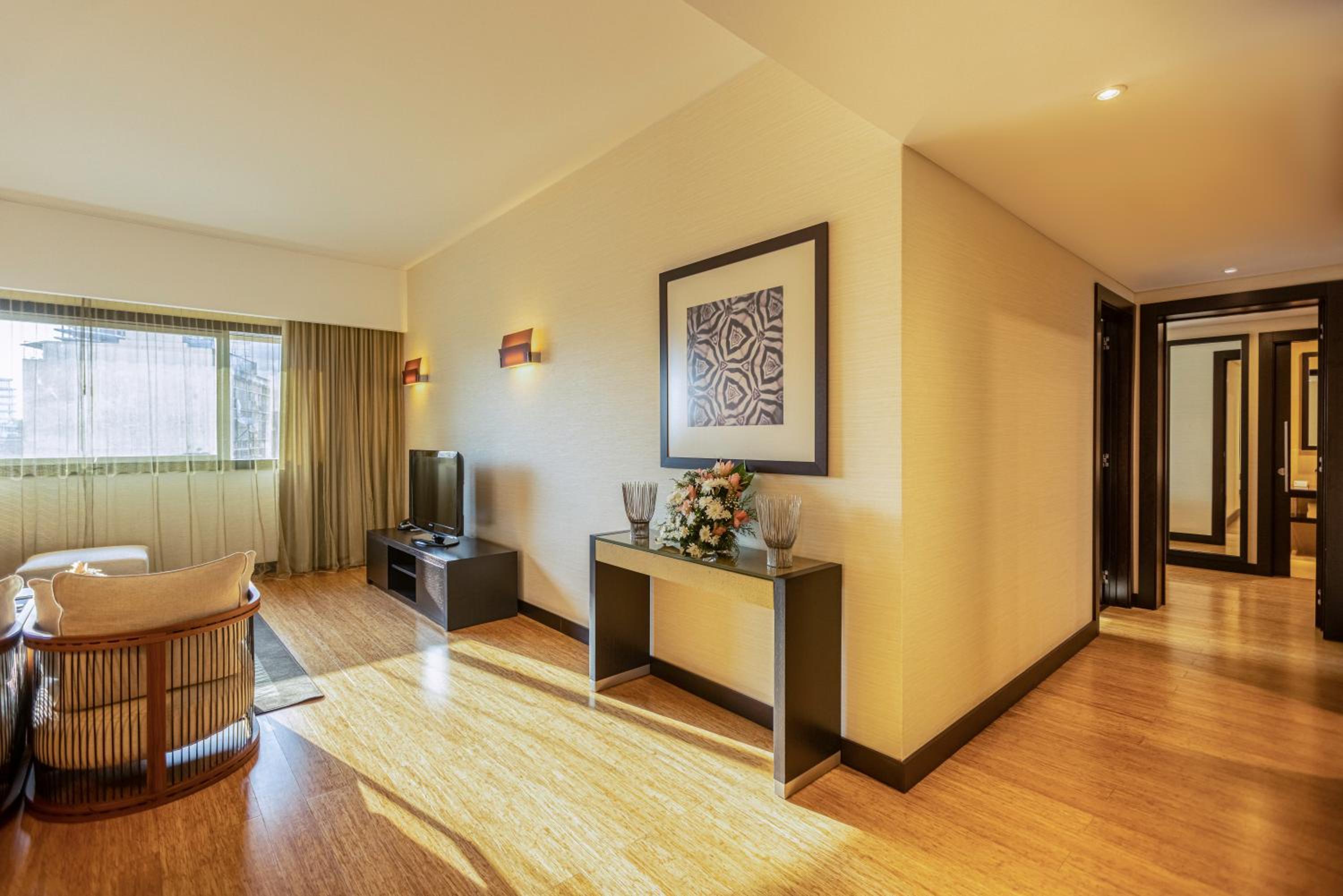Premier Two-Bedroom Suite photo 2