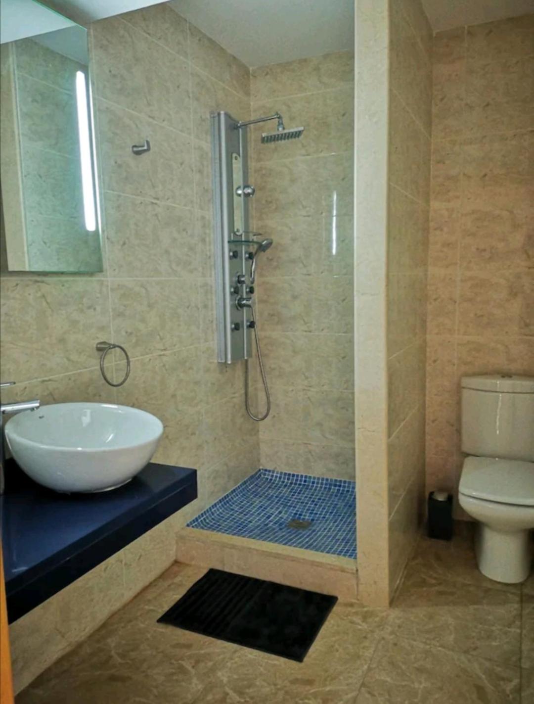 Three-Bedroom House photo 3