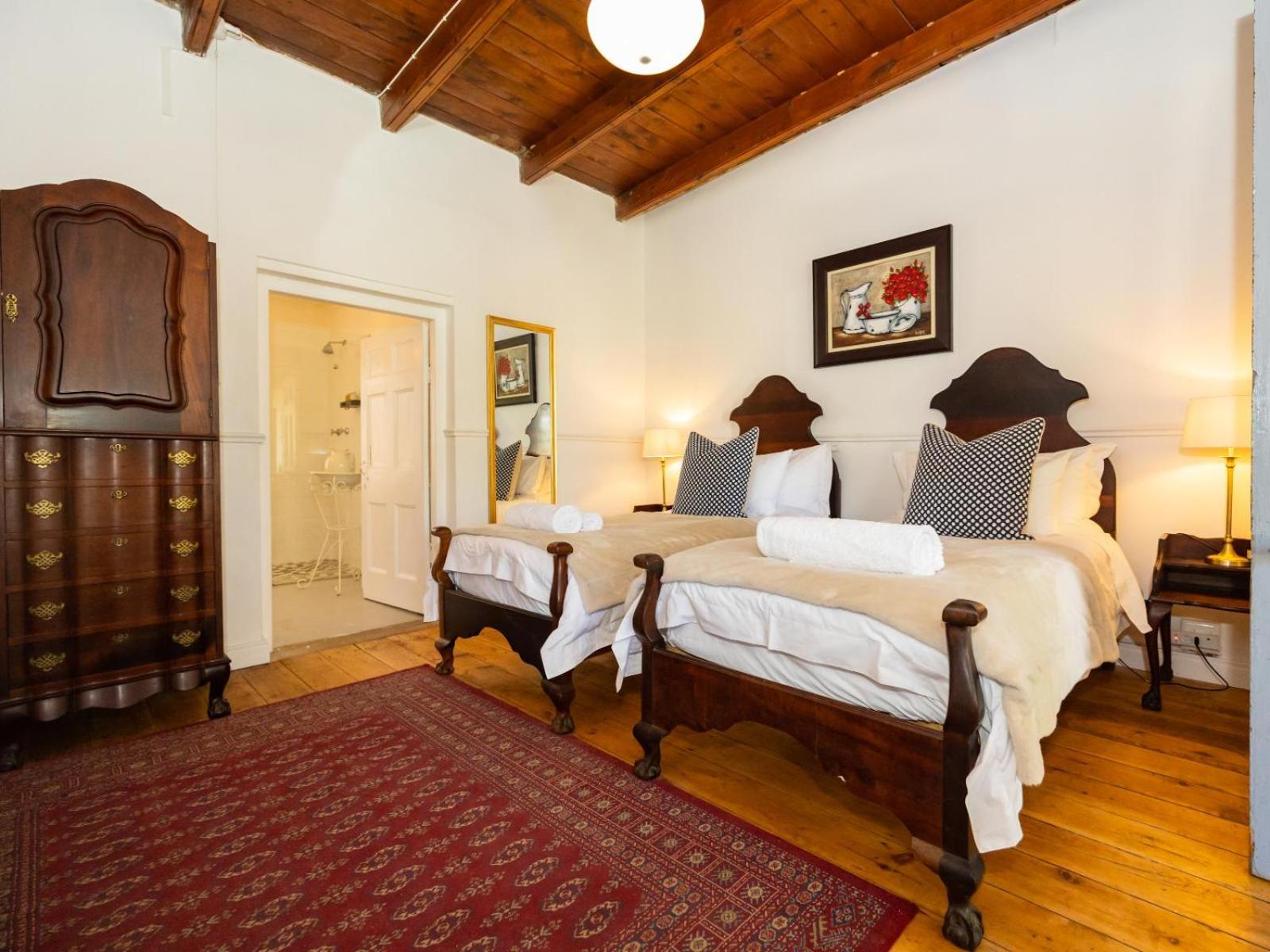 Standard Twin Room photo 1