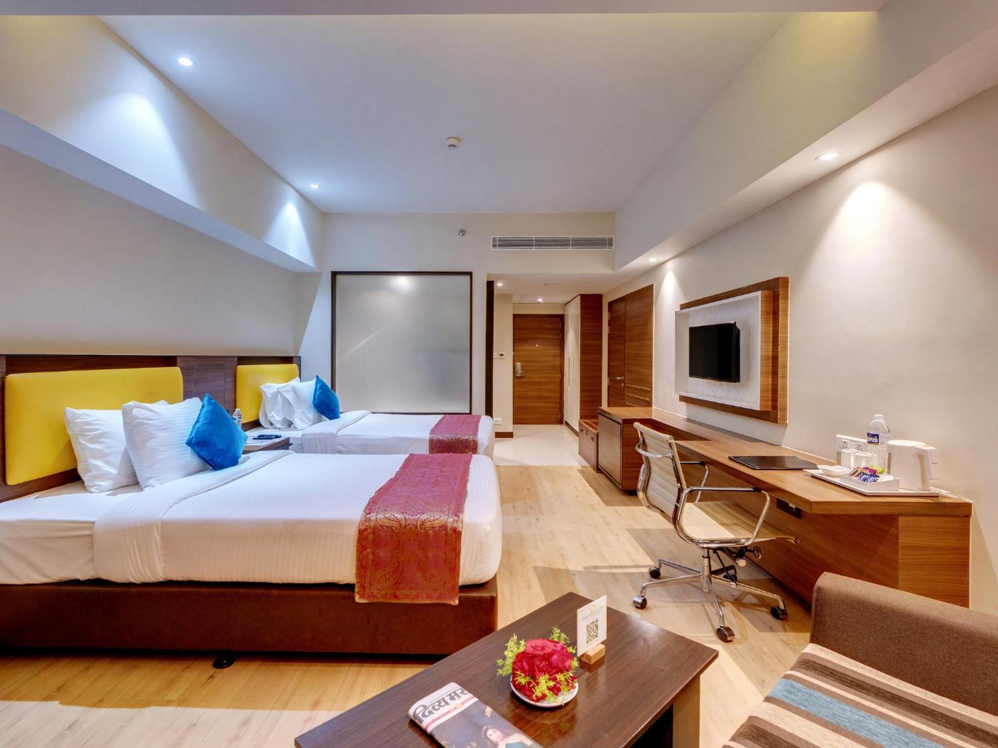 Deluxe Room - Photo 4