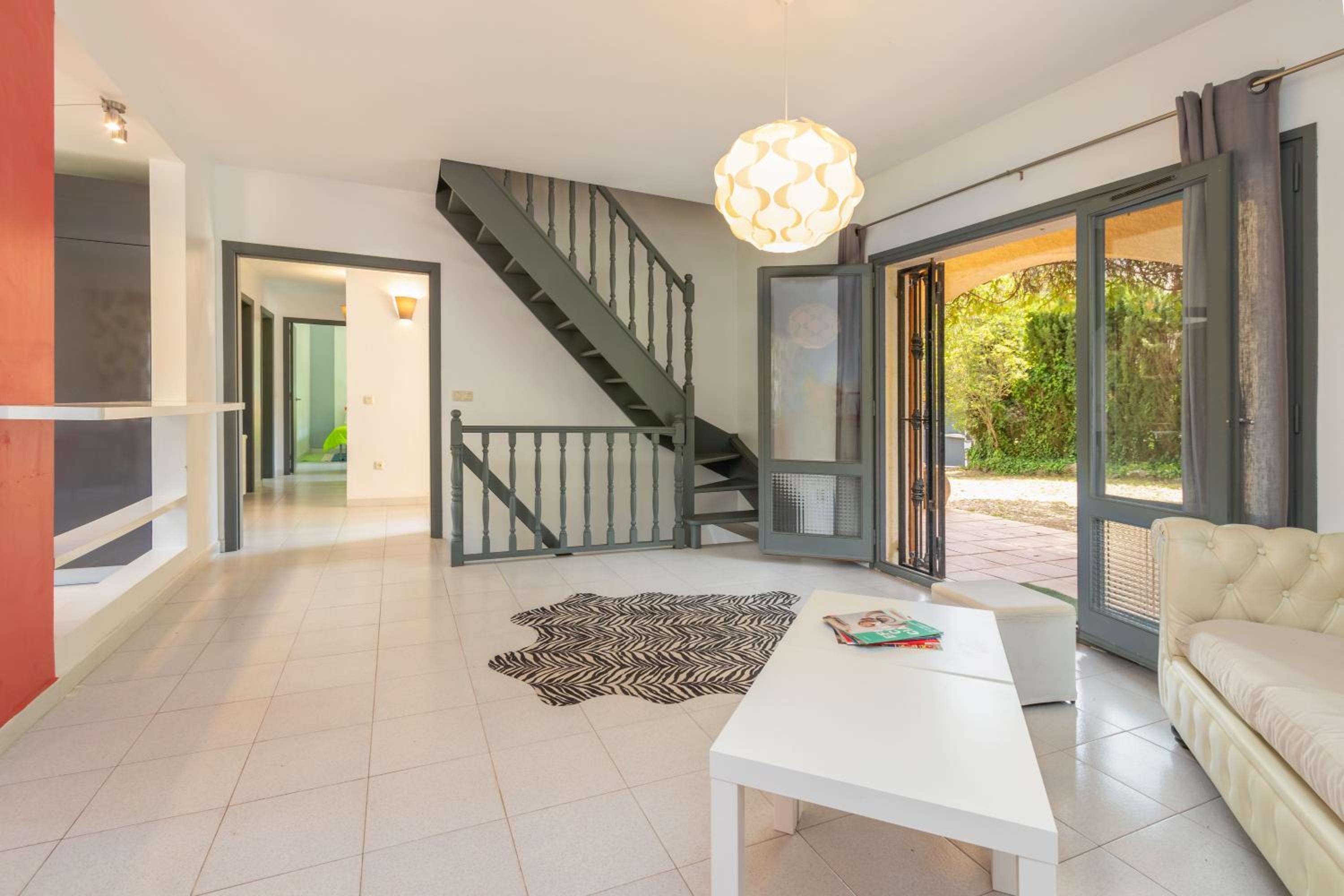 Villa con vistas al jardín