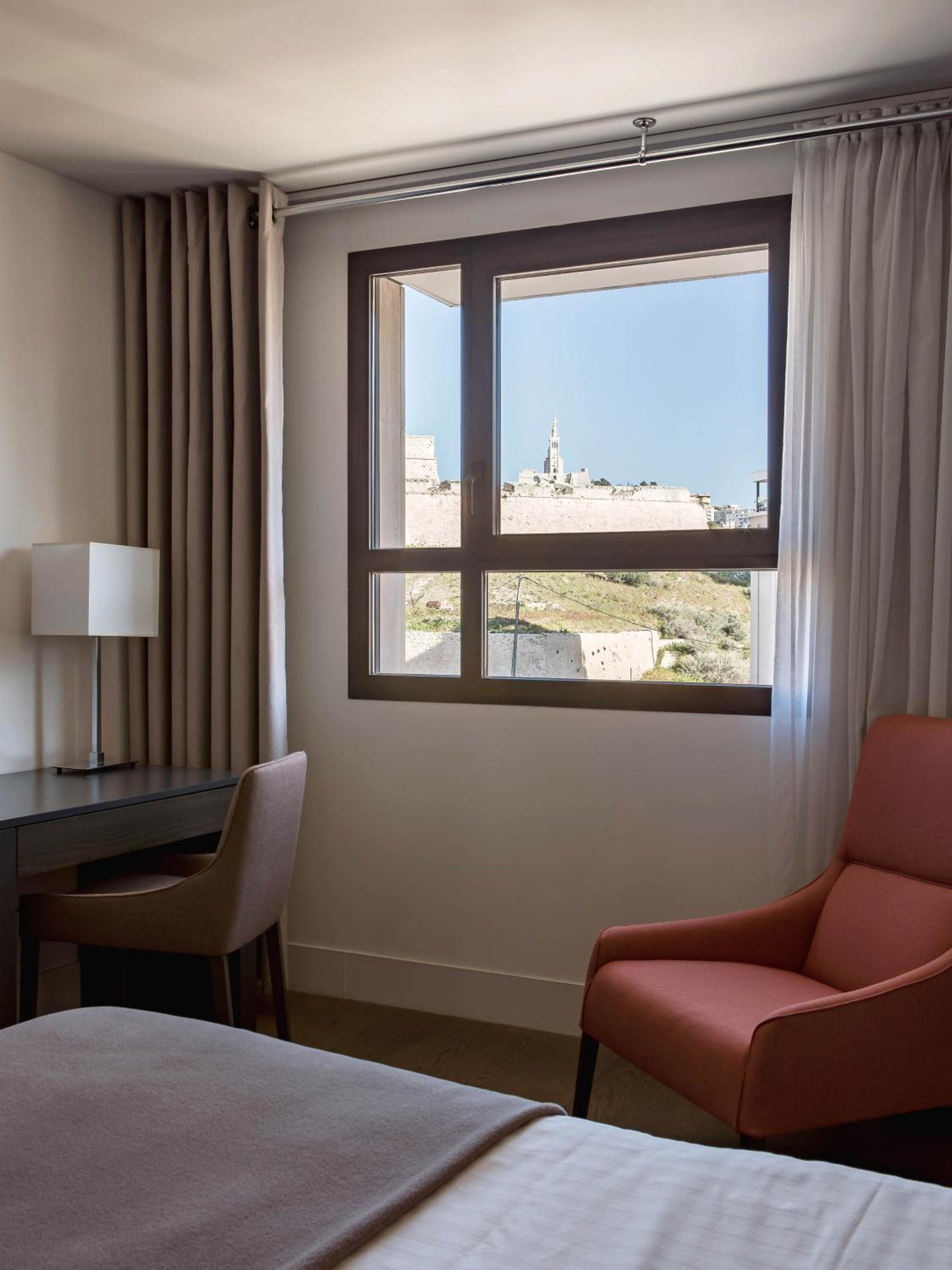 Standard Double Room - Photo 5