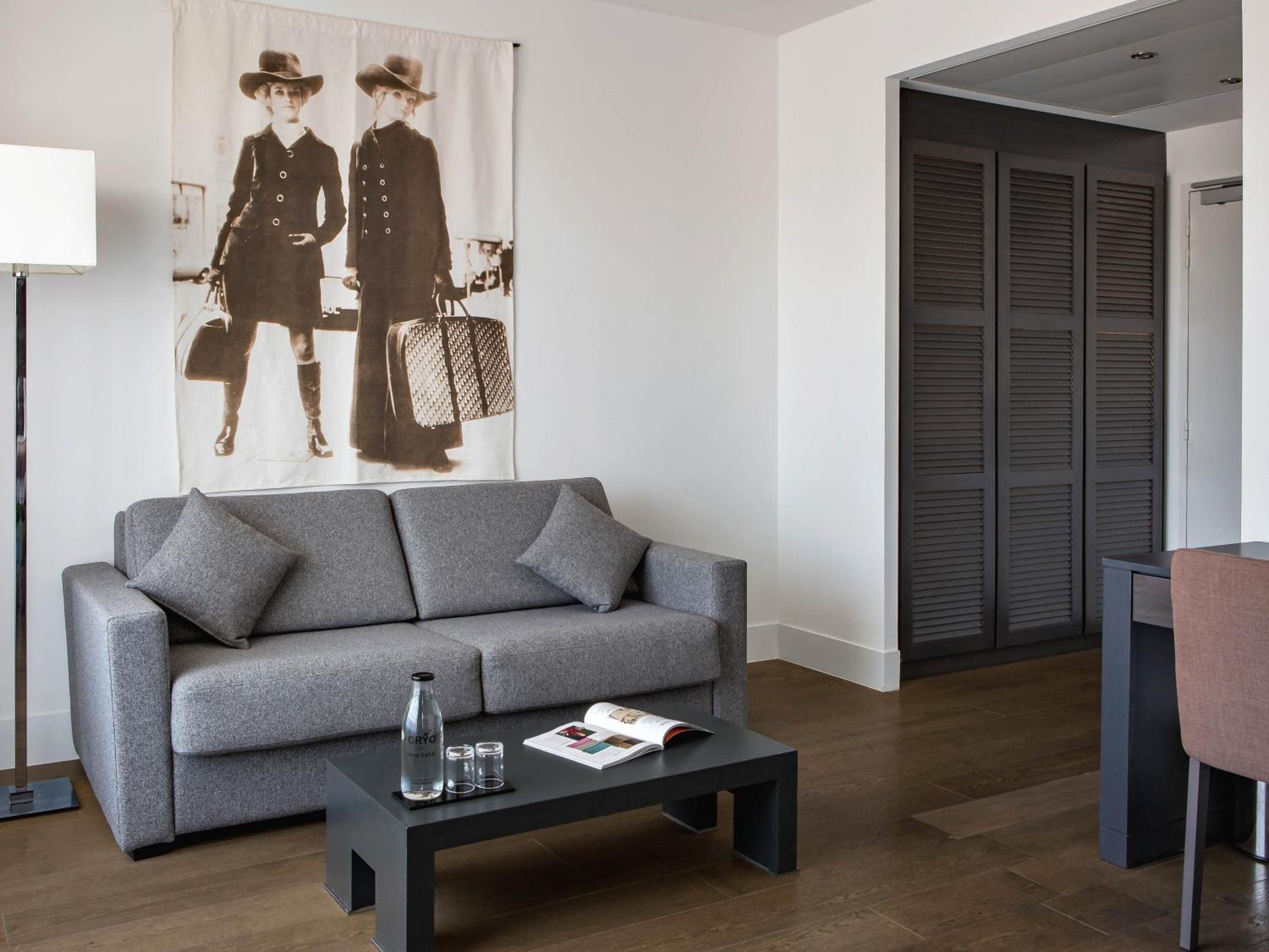 Suite with Terrace - Photo 2