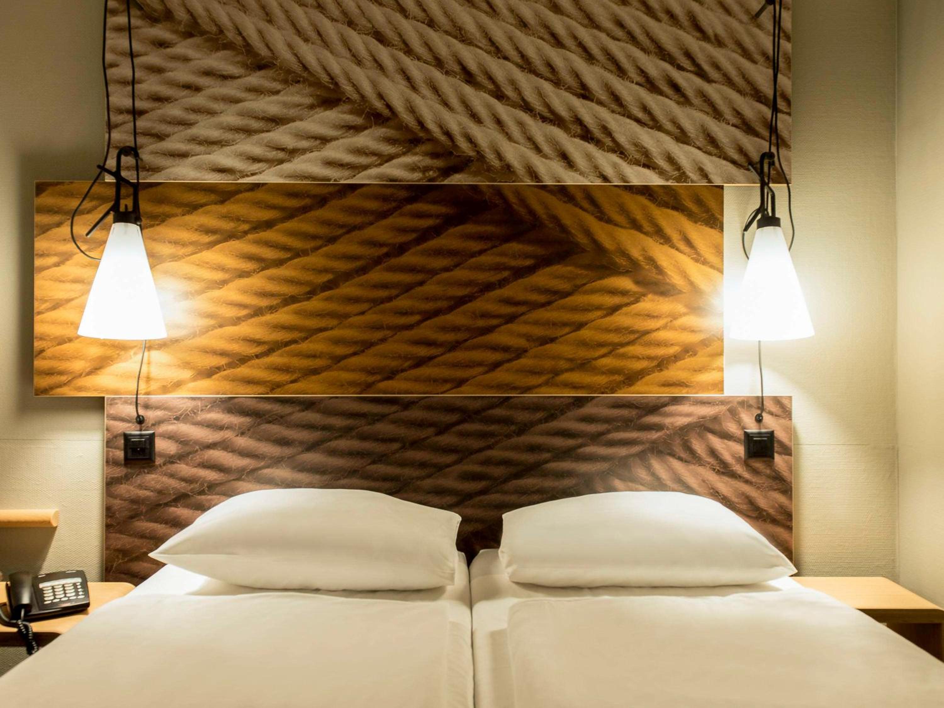 Standard Room With A Double Bed Or Two Single Beds - Photo 10