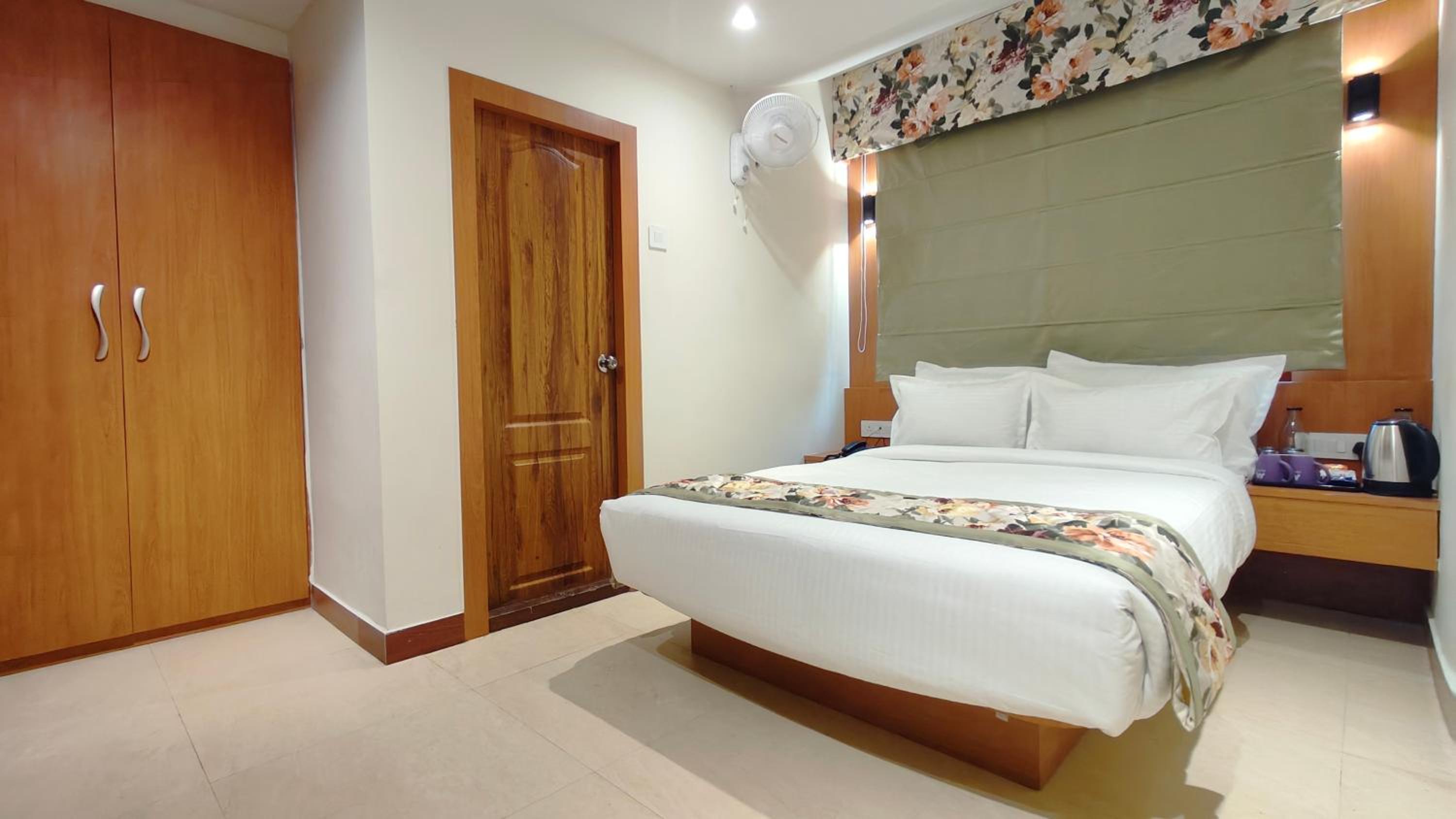 Standard Double Room photo 3