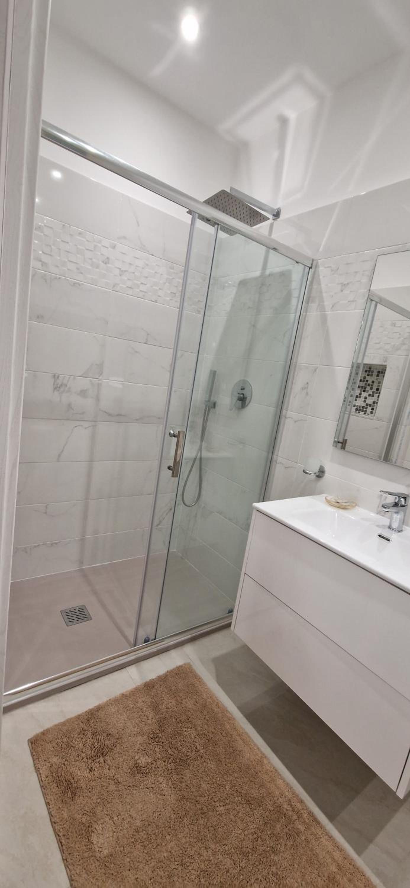Double Room with Sea View - Photo 3