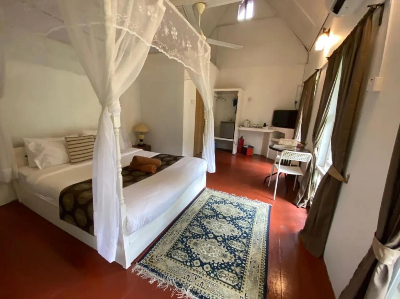 Chalet (2 Adults) photo 2