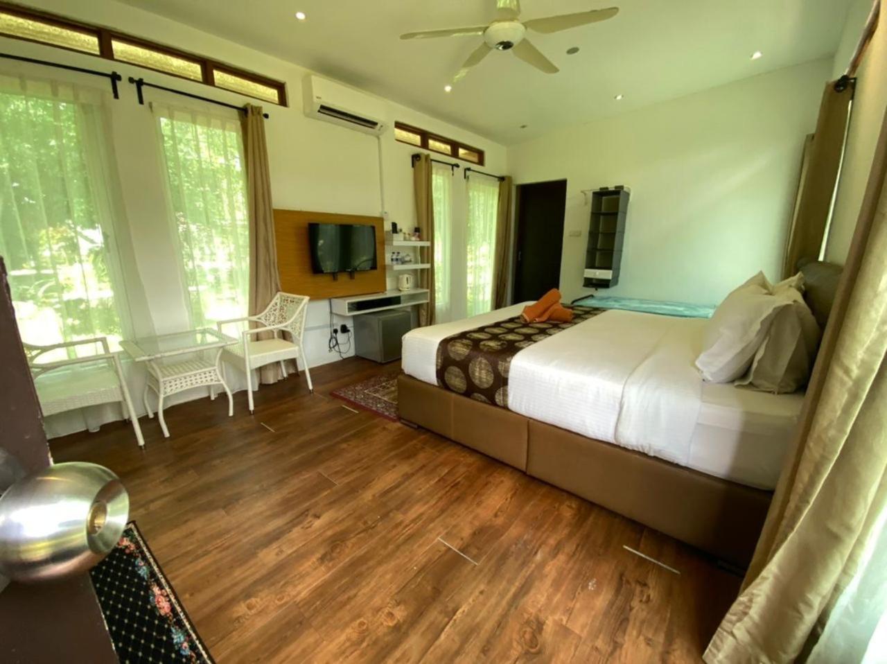 King Room with Garden View photo 2