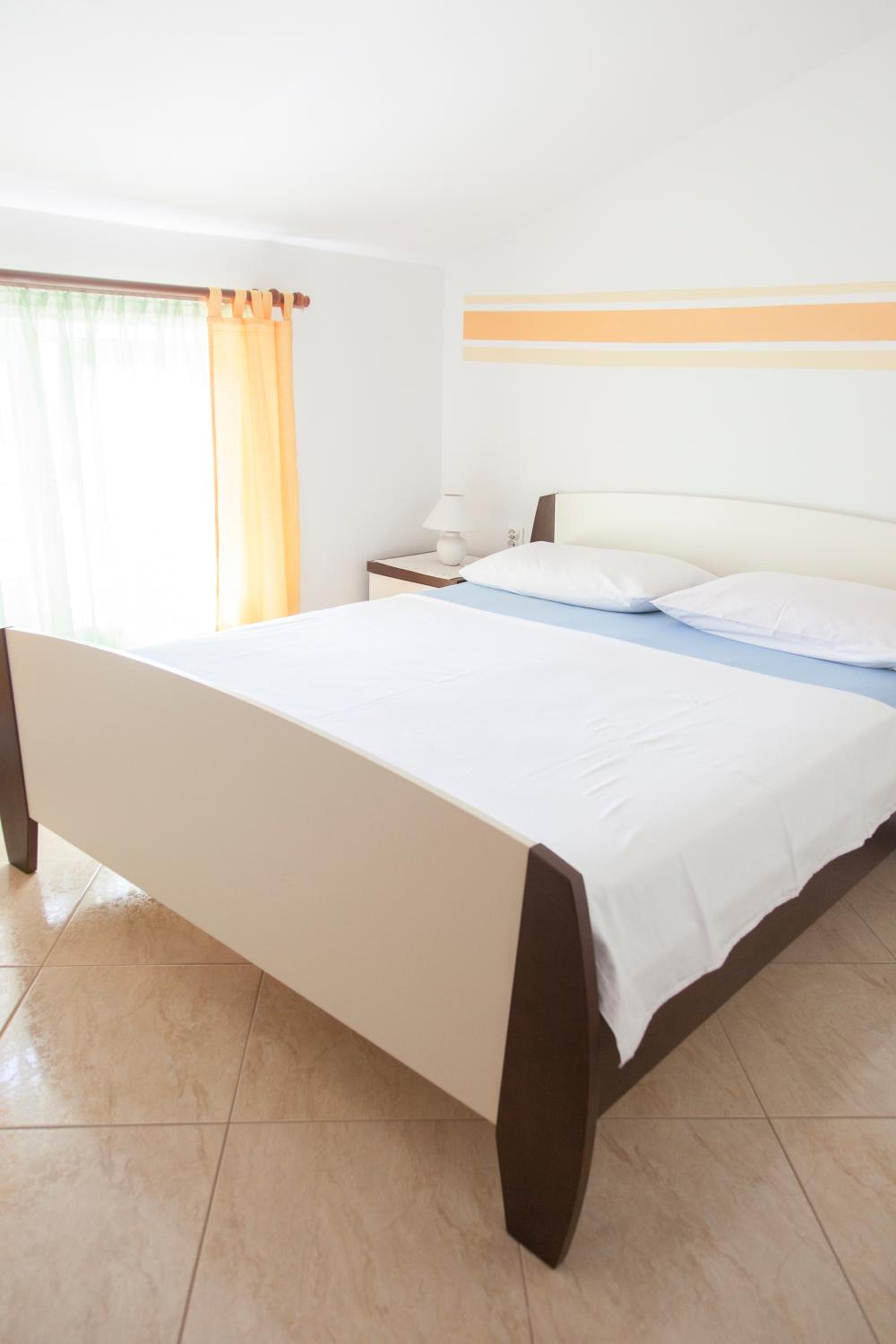 One-Bedroom Suite photo 1