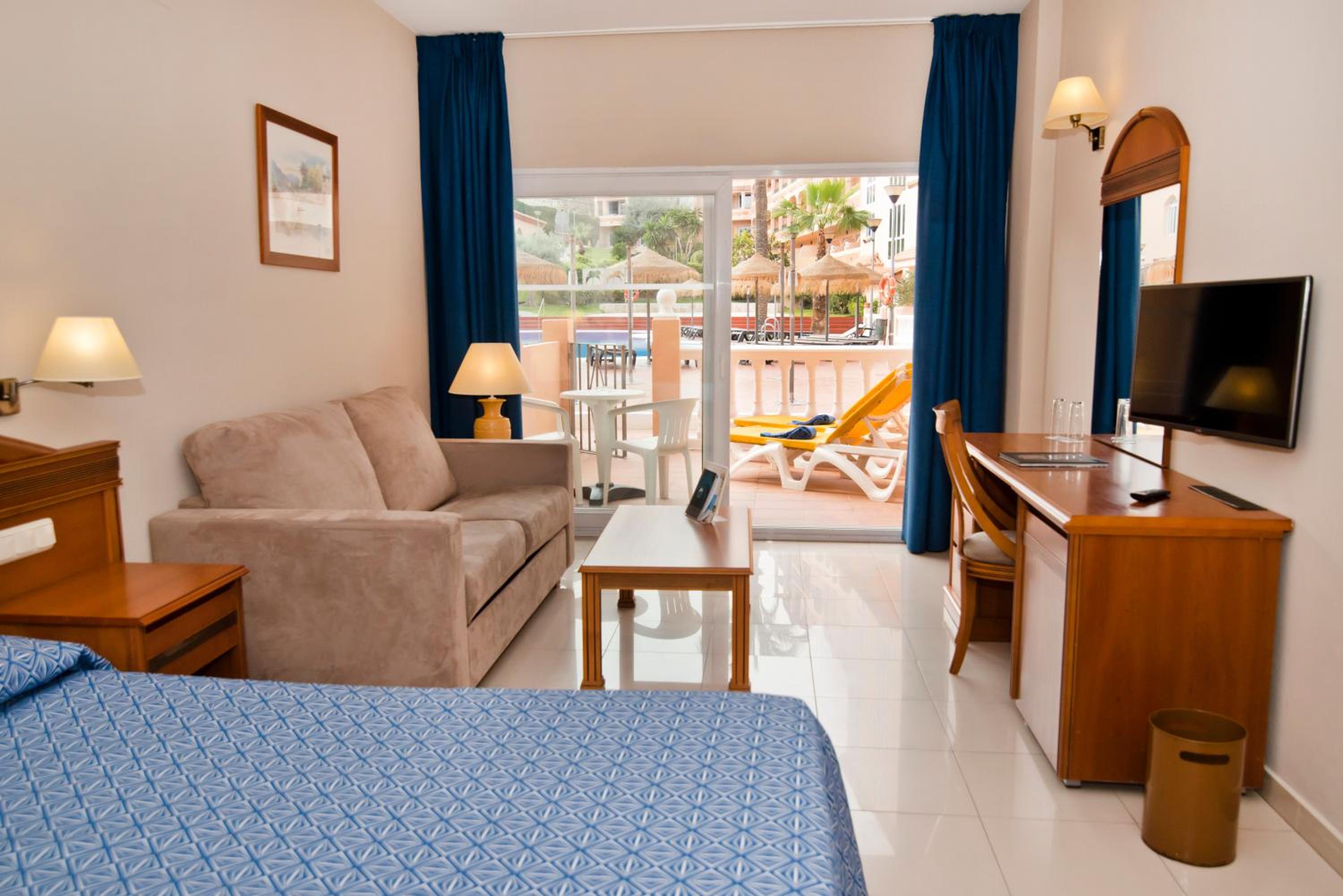 Habitación Estándar con Dos Camas Individuales