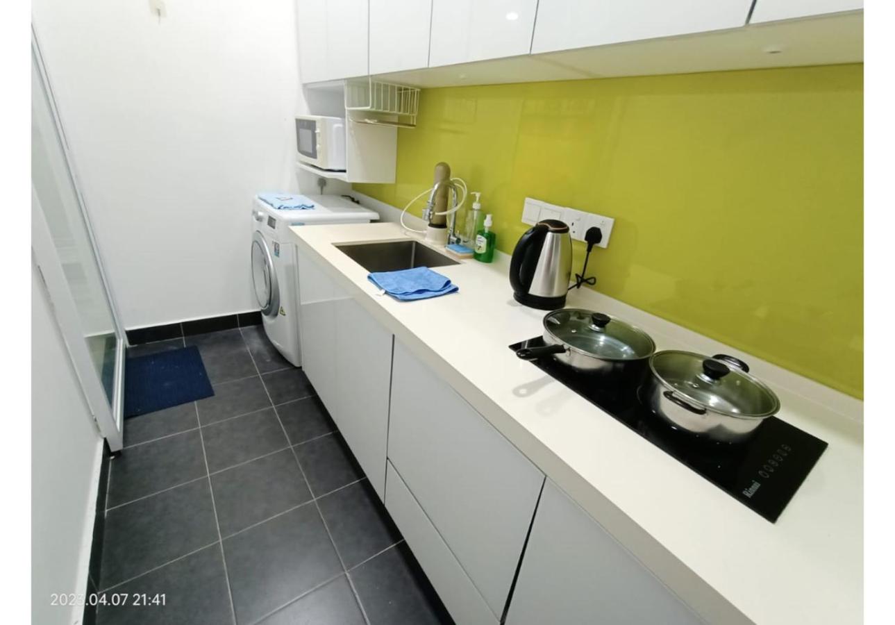 Studio Apartment with Sea View
