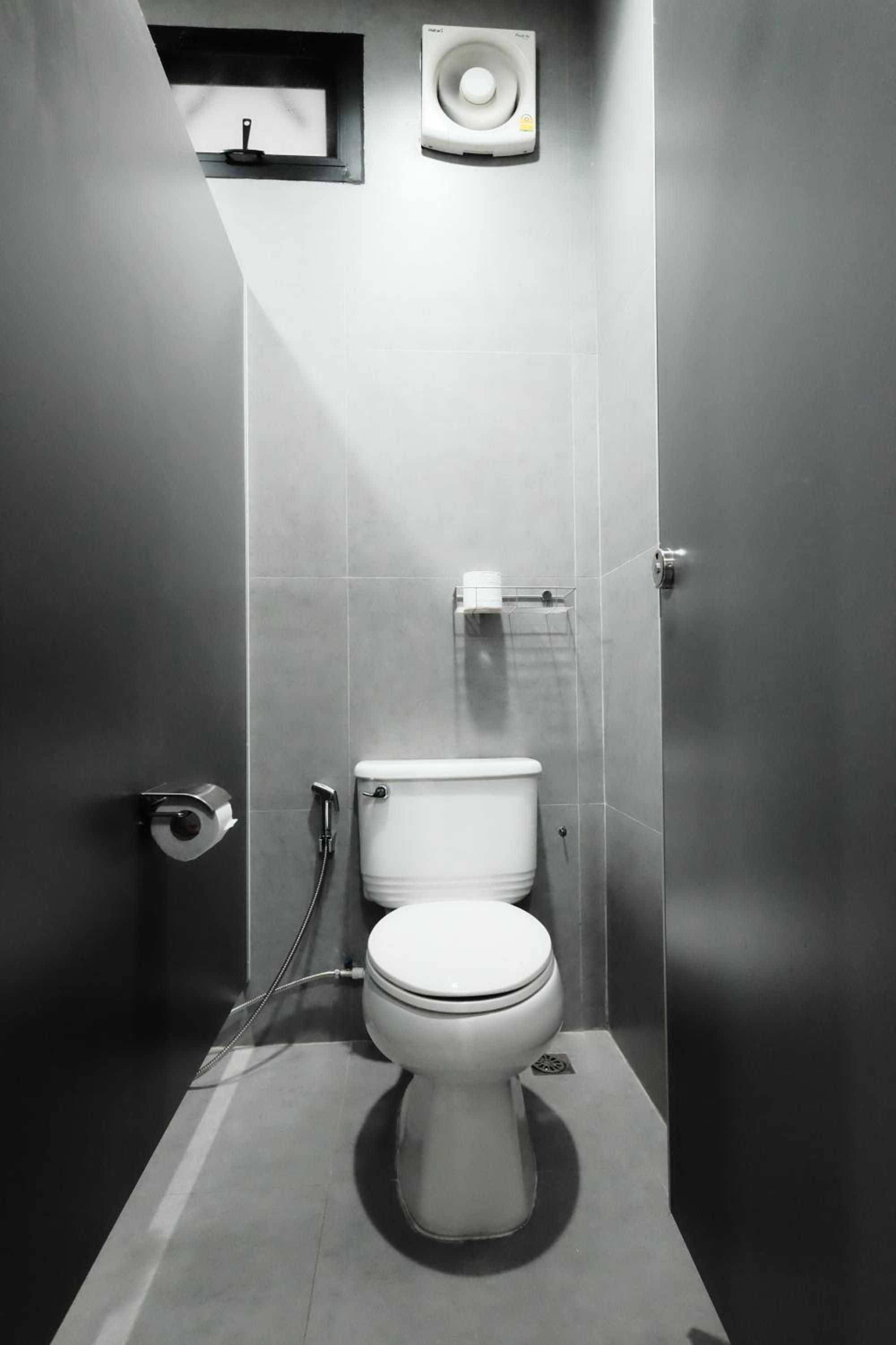 Family Room with Private Bathroom photo 3