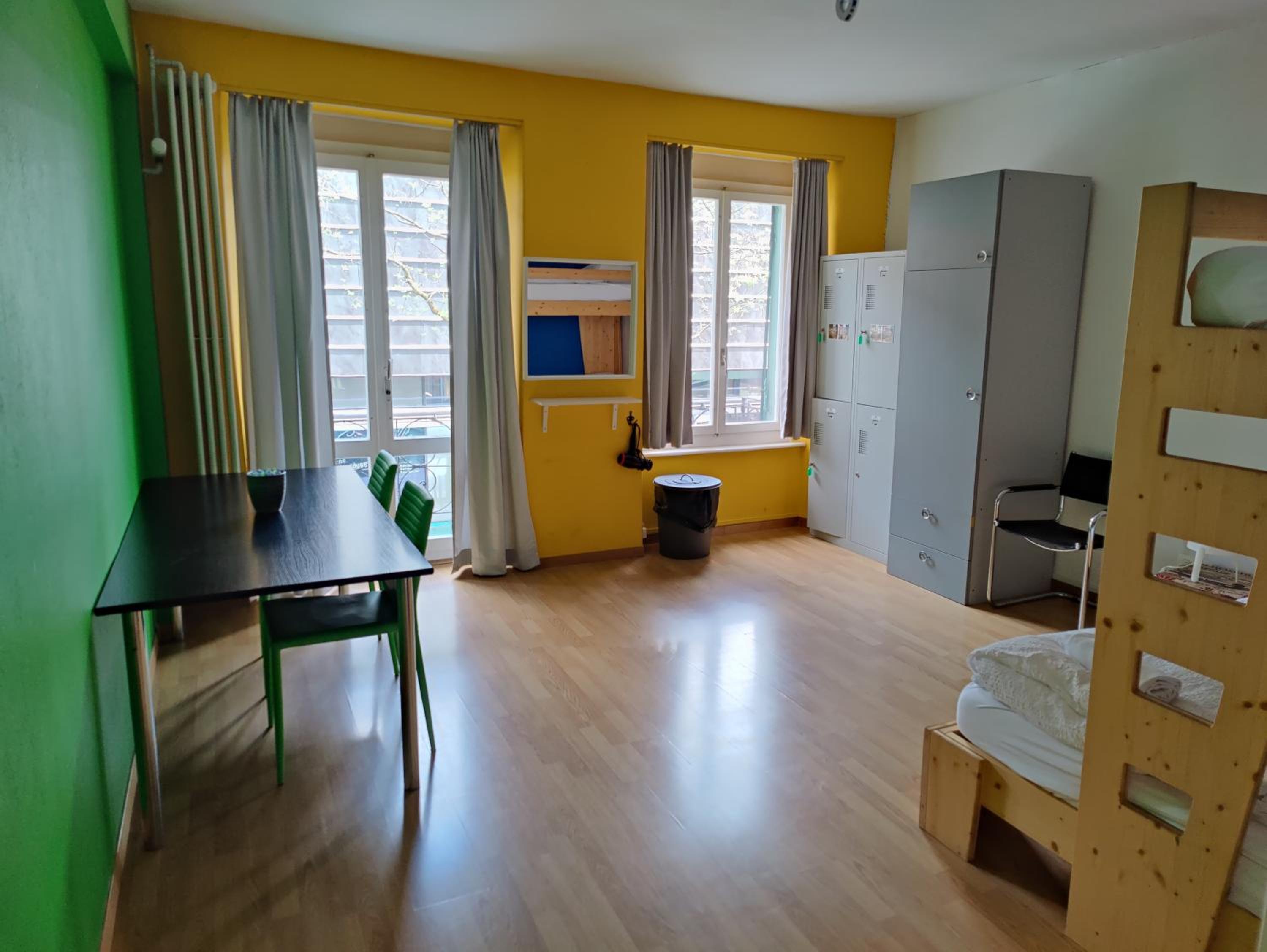 One-Bedroom Apartment photo 3