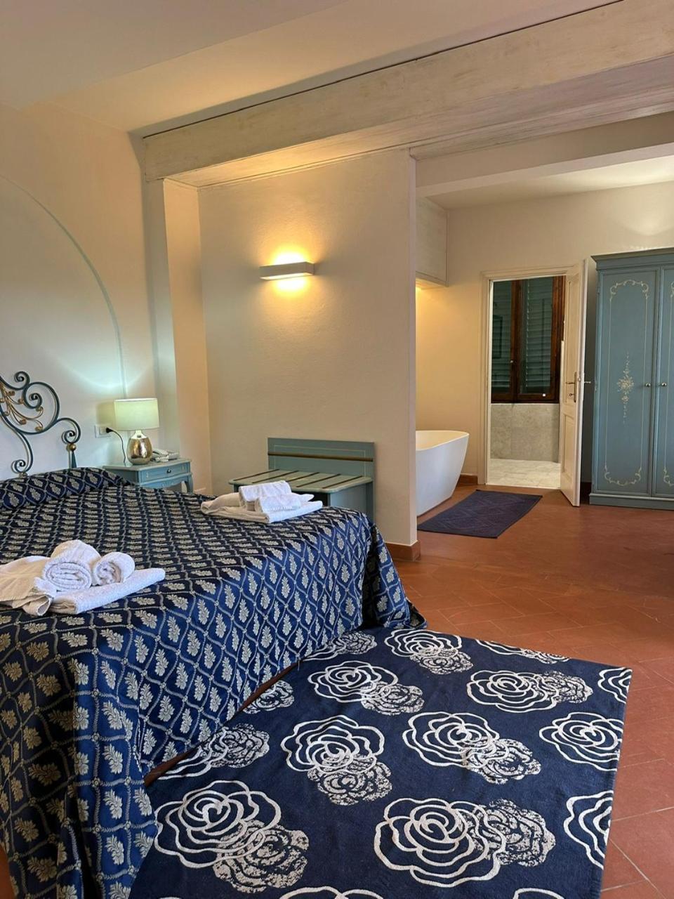 Deluxe Double Room with Bath