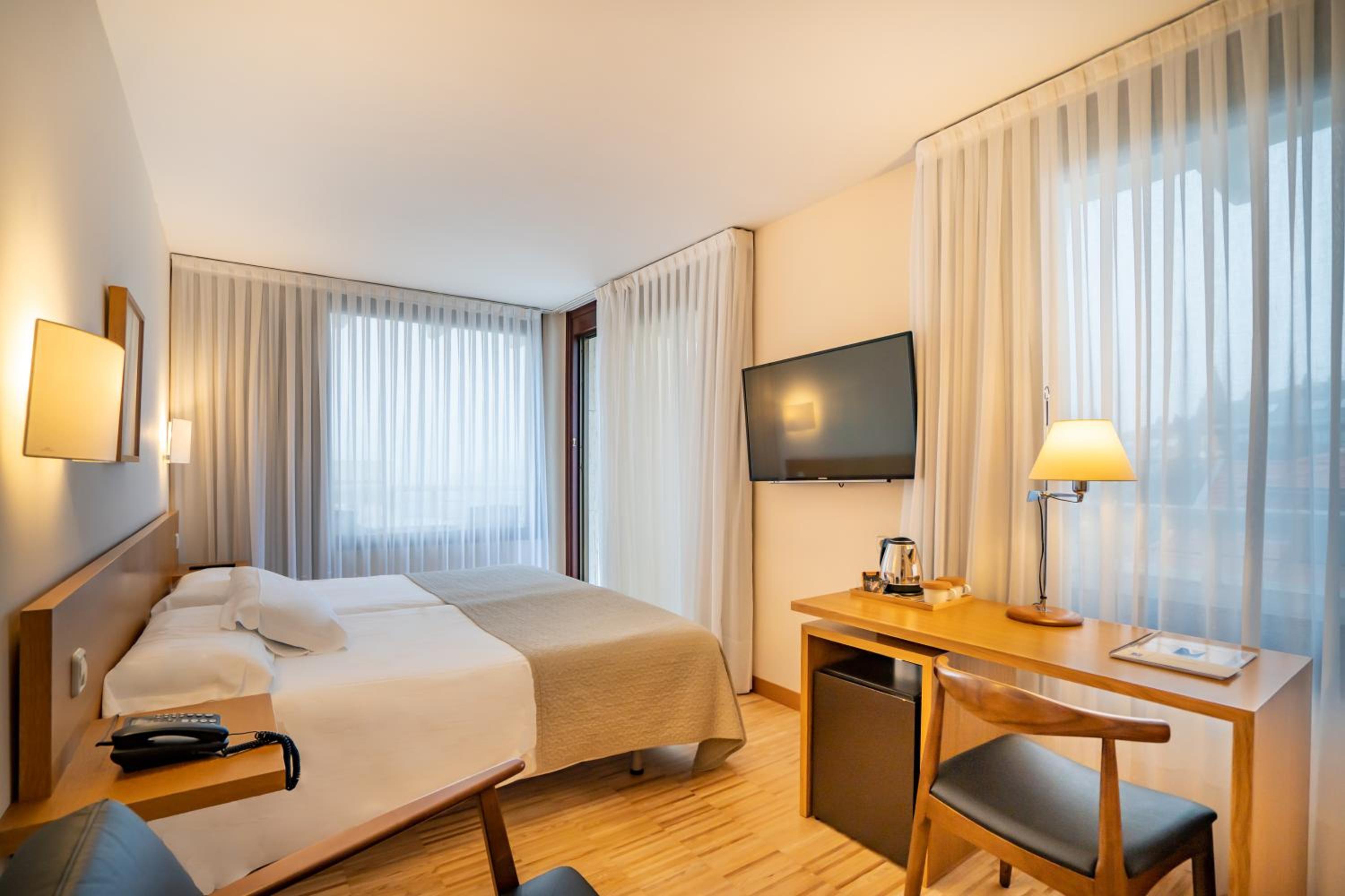 Double Or Twin Room With Parking - Photo 6