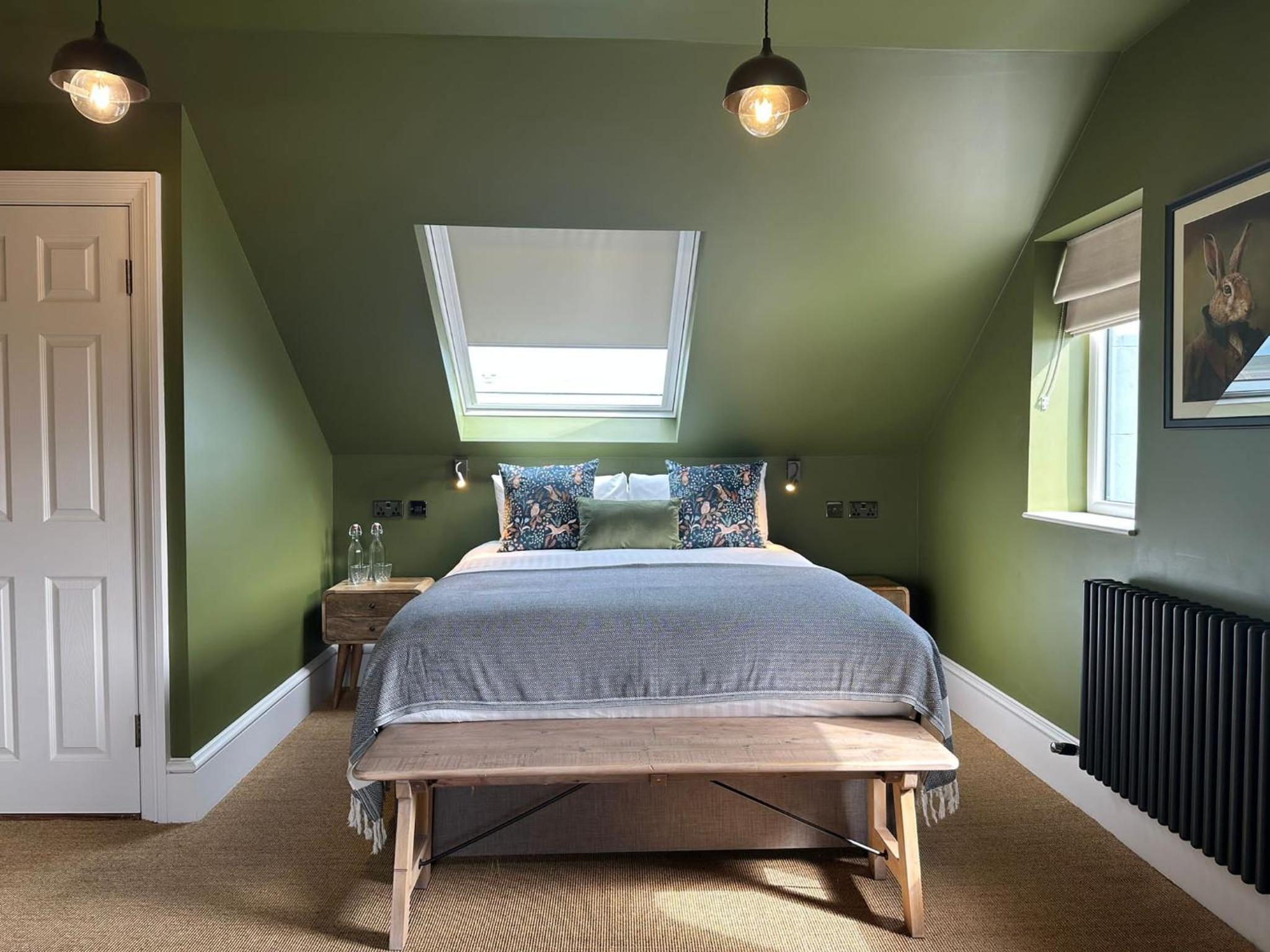 Deluxe King Suite