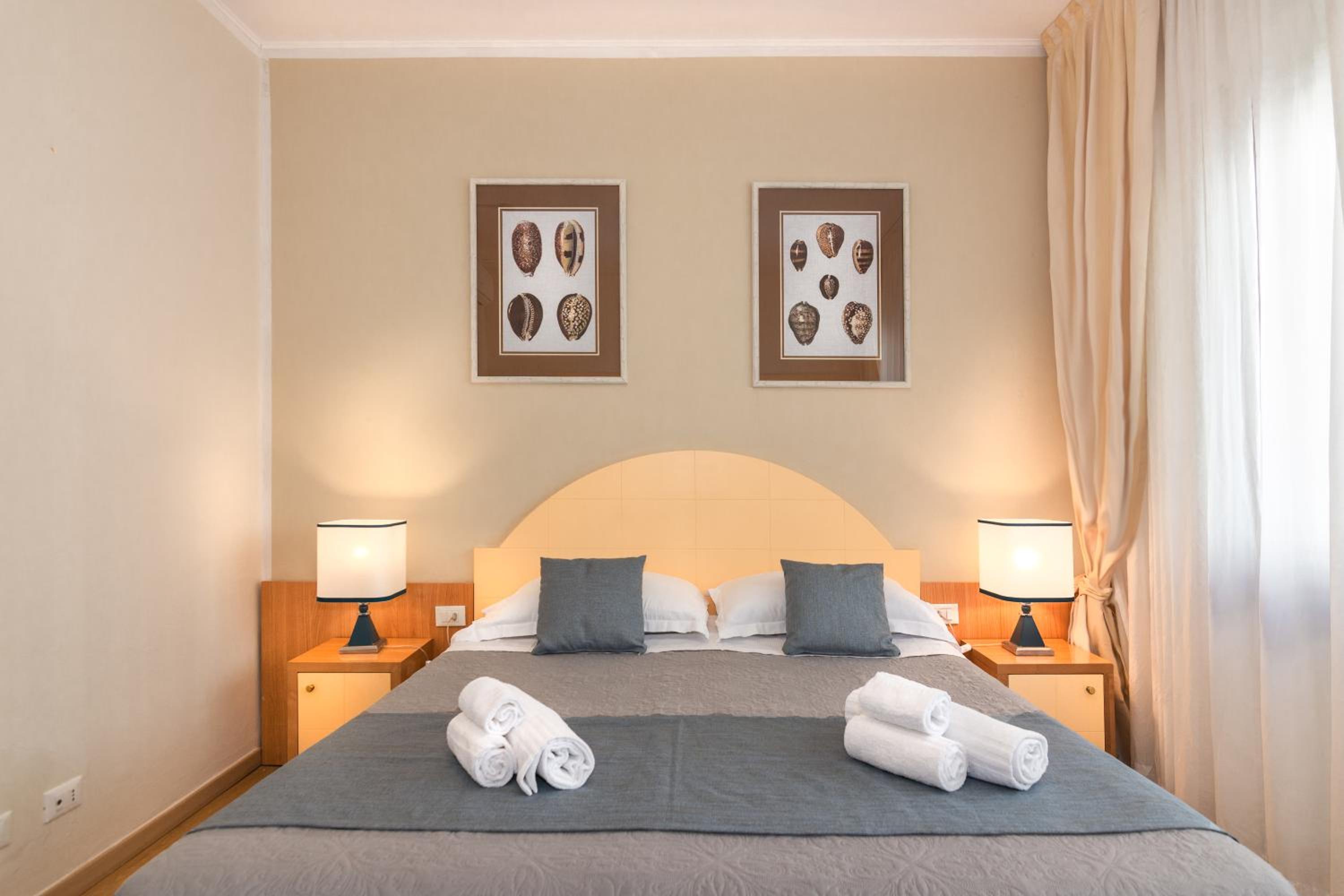 Standard Double Room - Photo 1