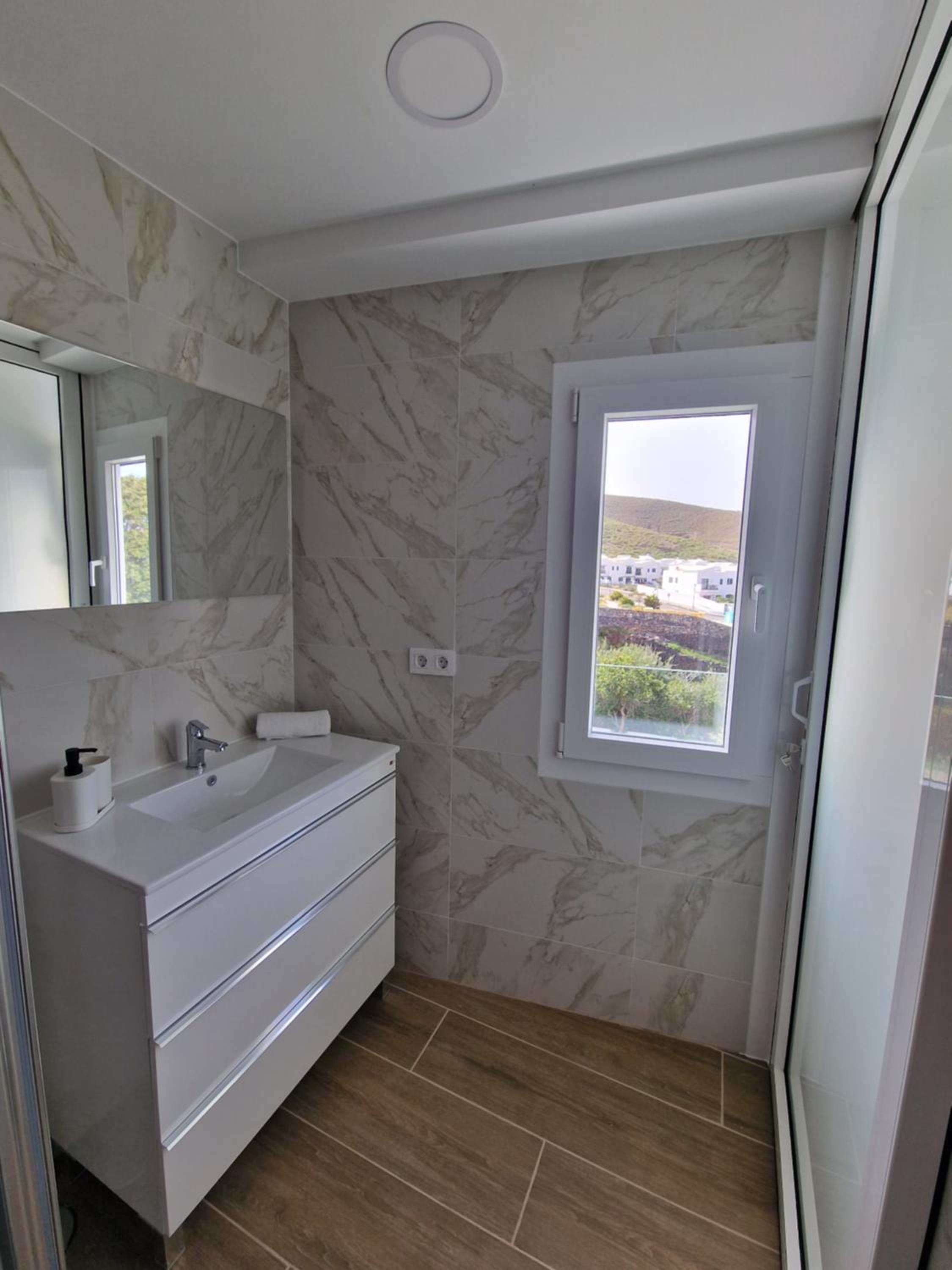 Habitación Doble con Baño Privado