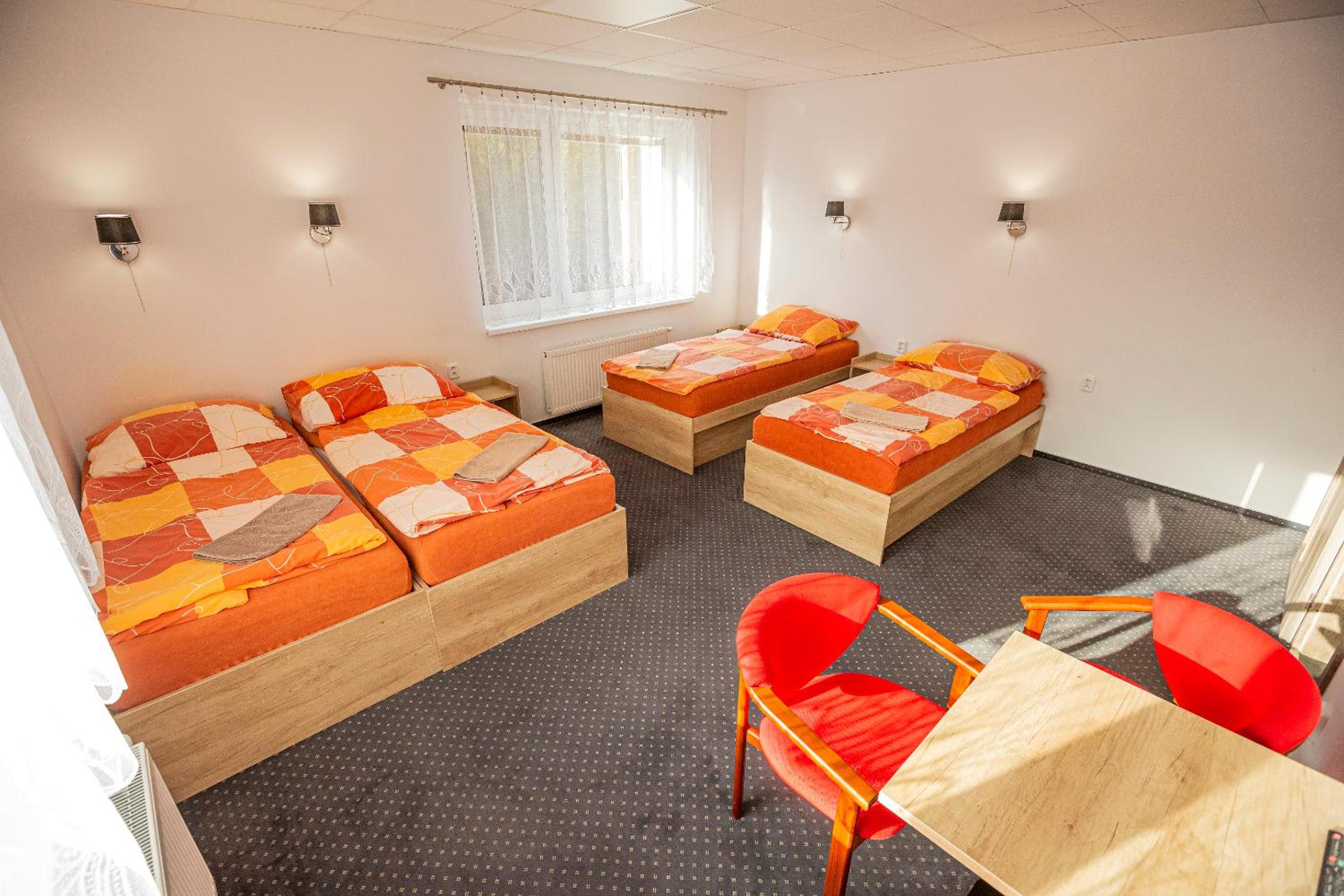 Deluxe Quadruple Room - Photo 1