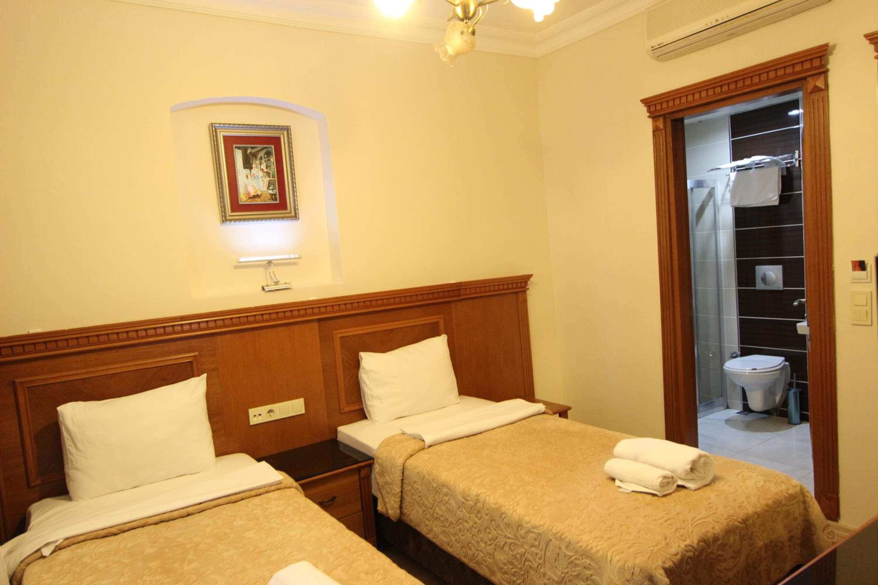 Standard Double Or Twin Room photo 1