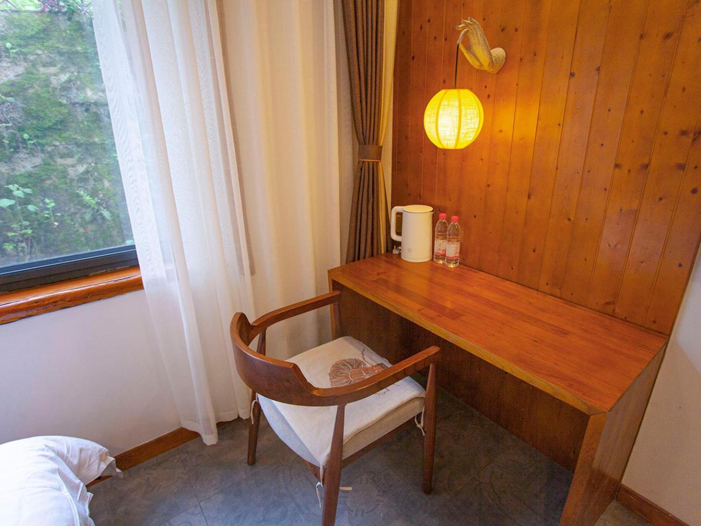 Twin Room With Private Bathroom photo 3