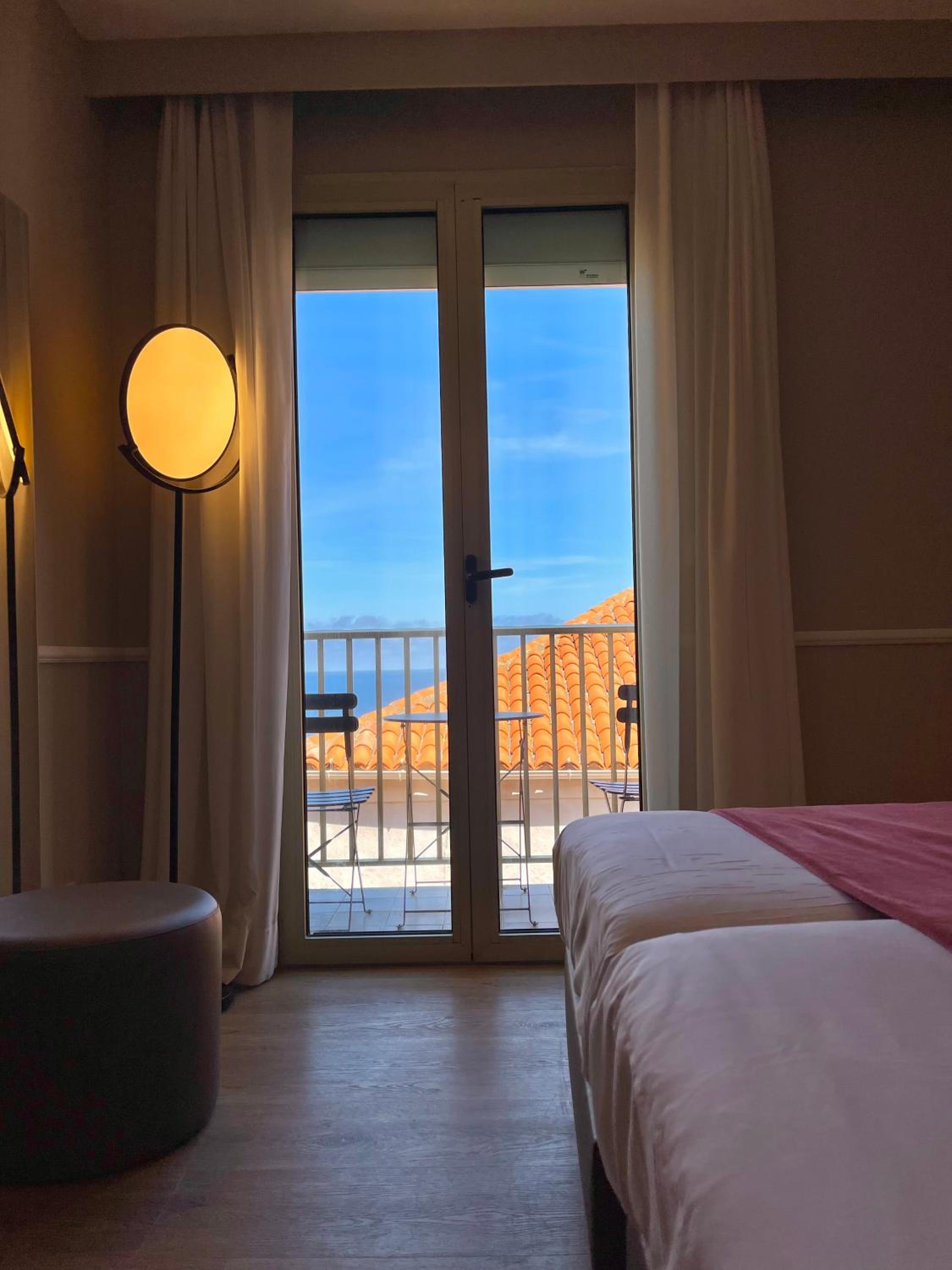 Large Double Room photo 3