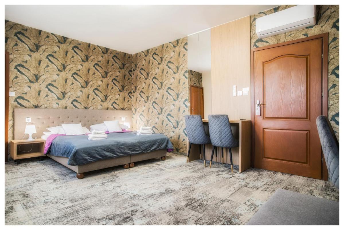 Deluxe Double or Twin Room photo 1