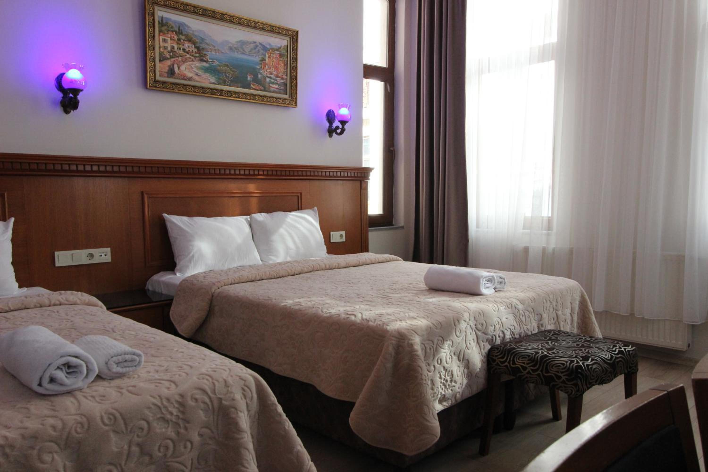 Standard Triple Room photo 3