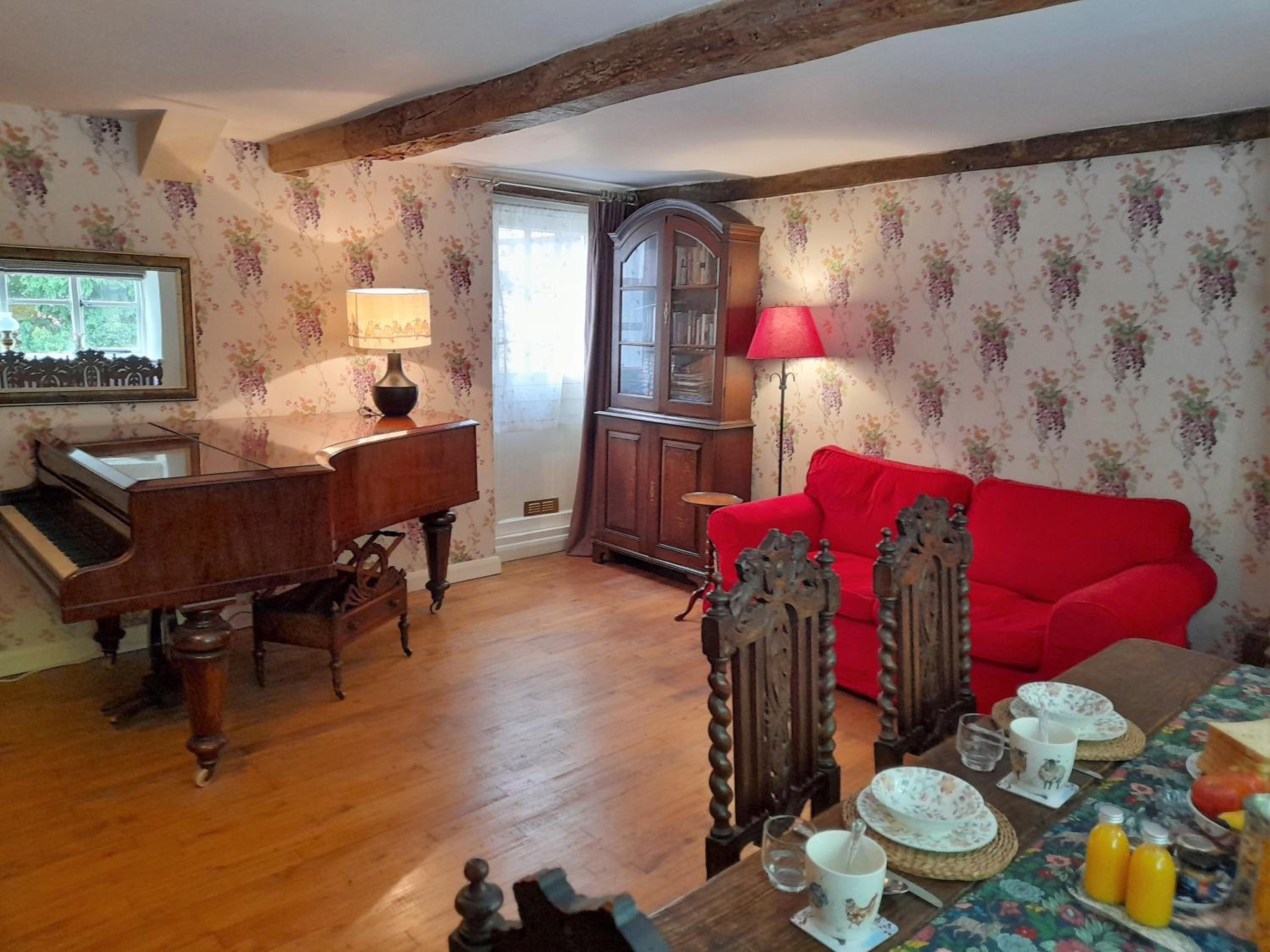 Standard Double Room - Photo 5