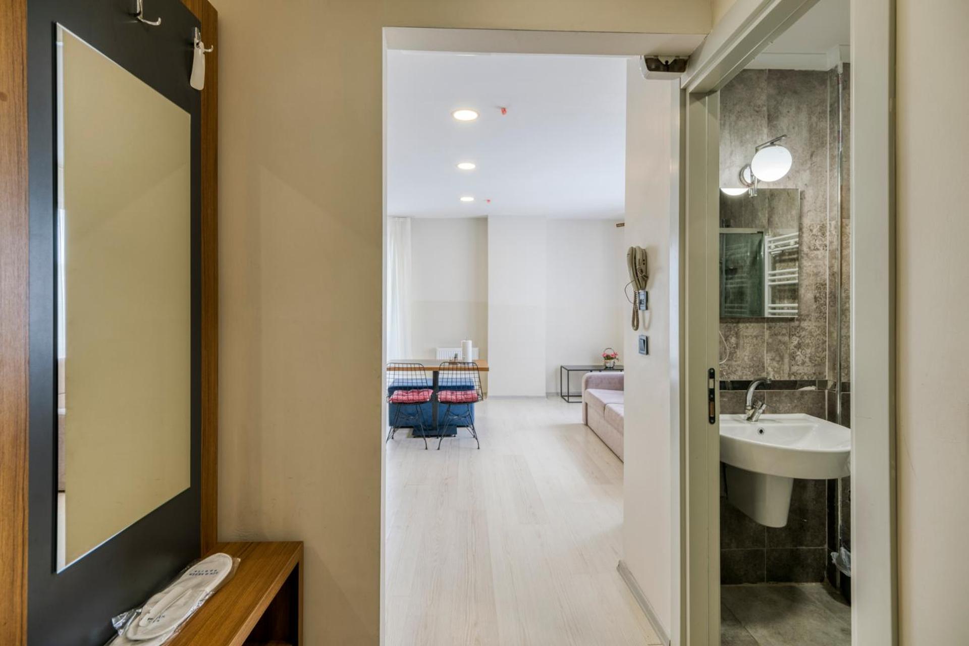 Two-Bedroom Suite photo 2