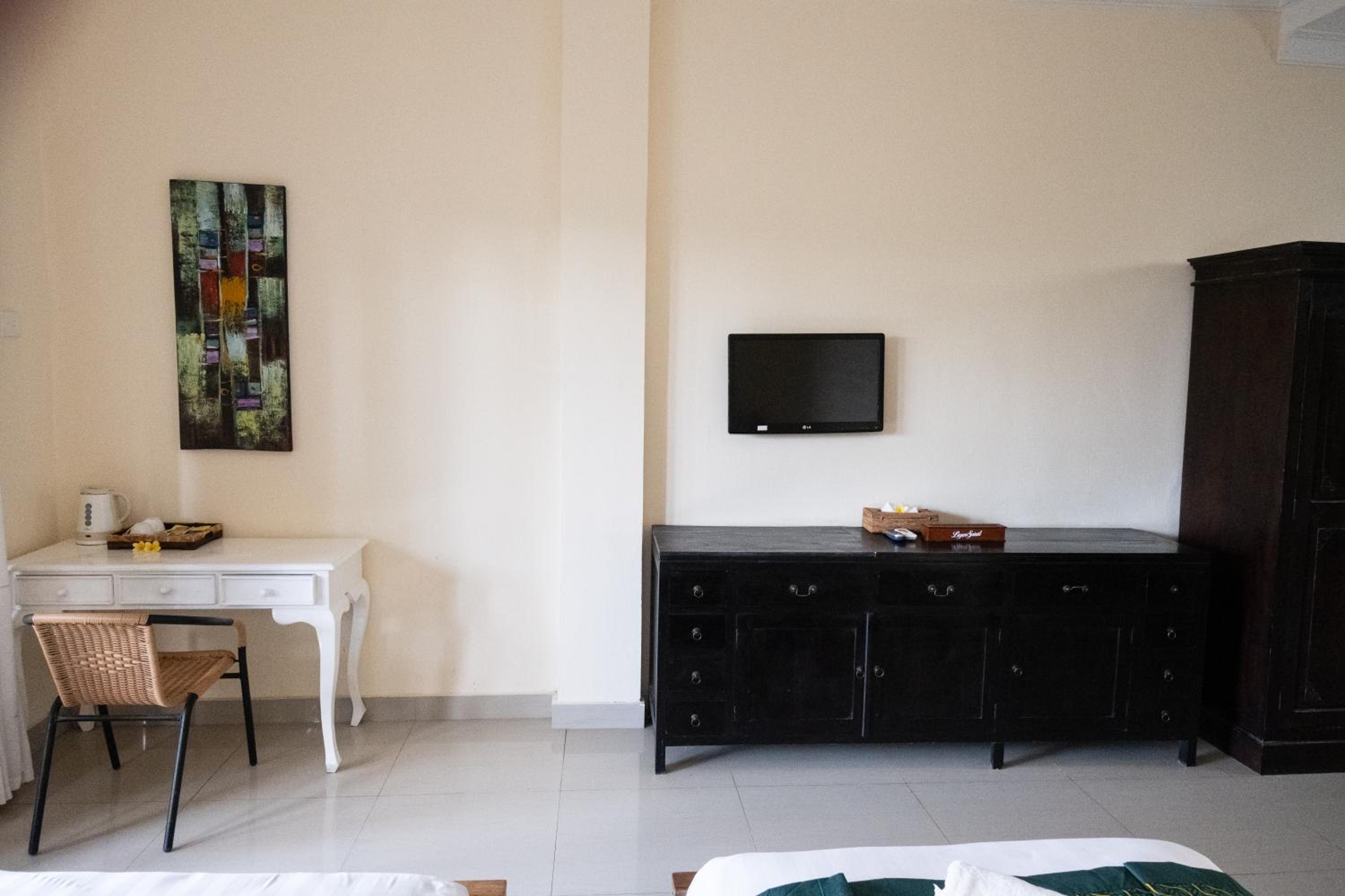 Deluxe Twin Room - Photo 9