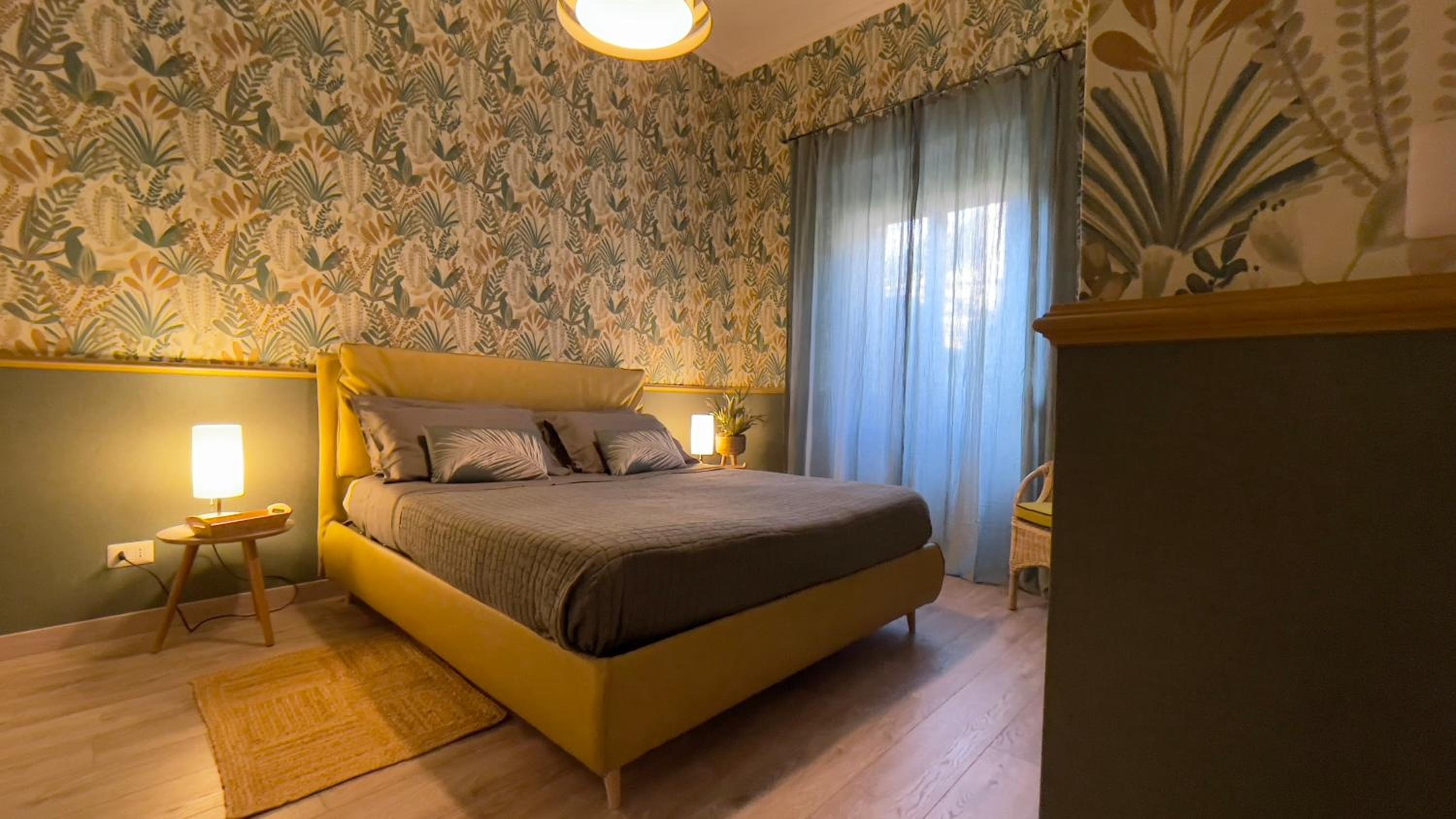 One-Bedroom Apartment - Photo 6
