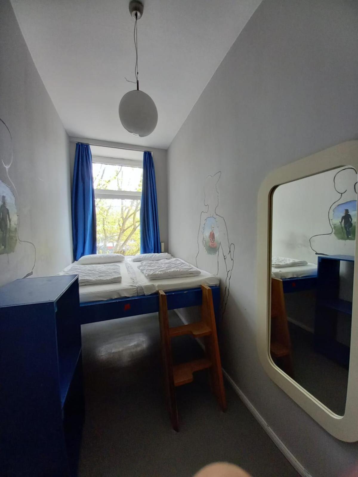 Double Room thumbnail 5