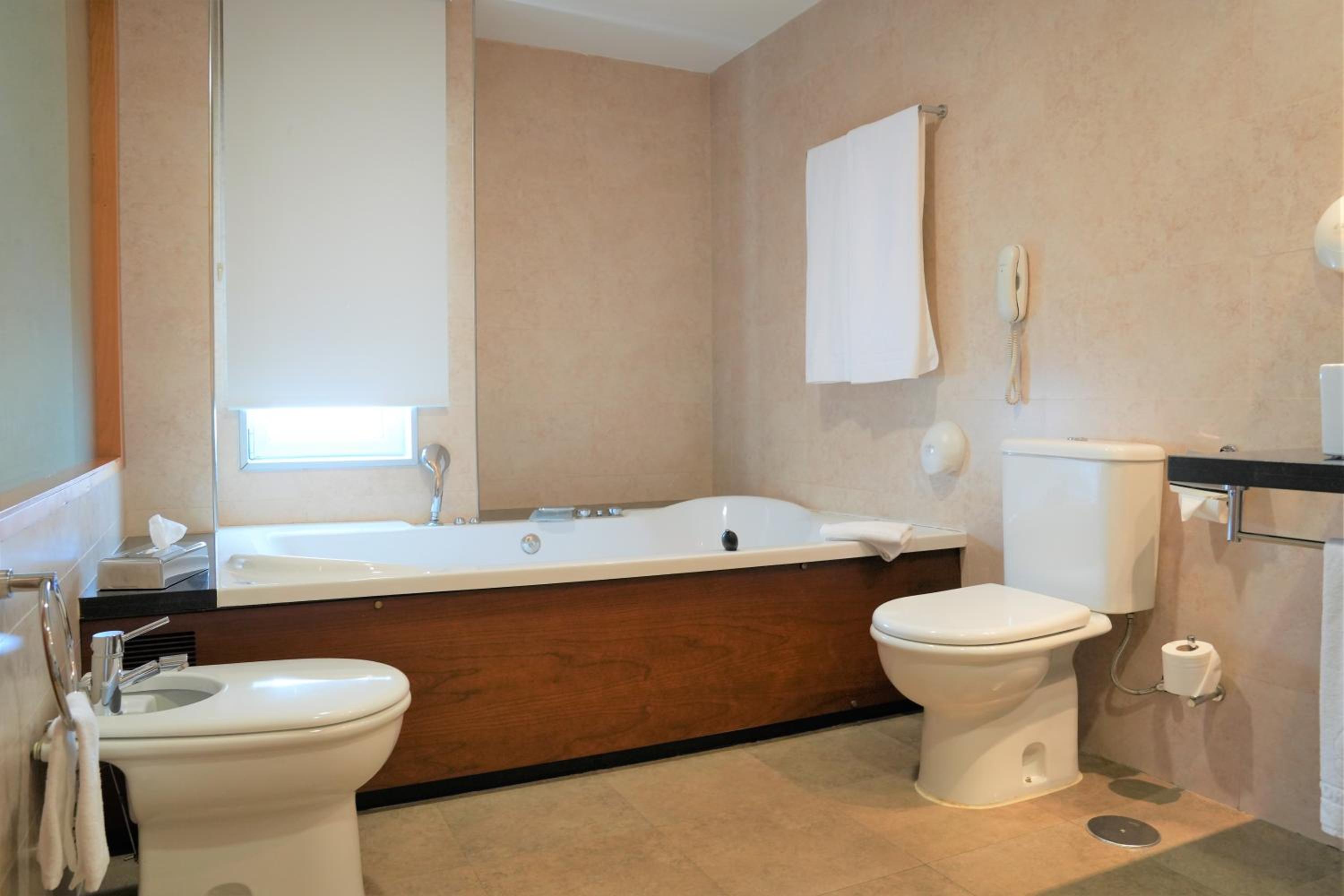 Junior Suite with Airport Transfer (1 Adult) photo 3
