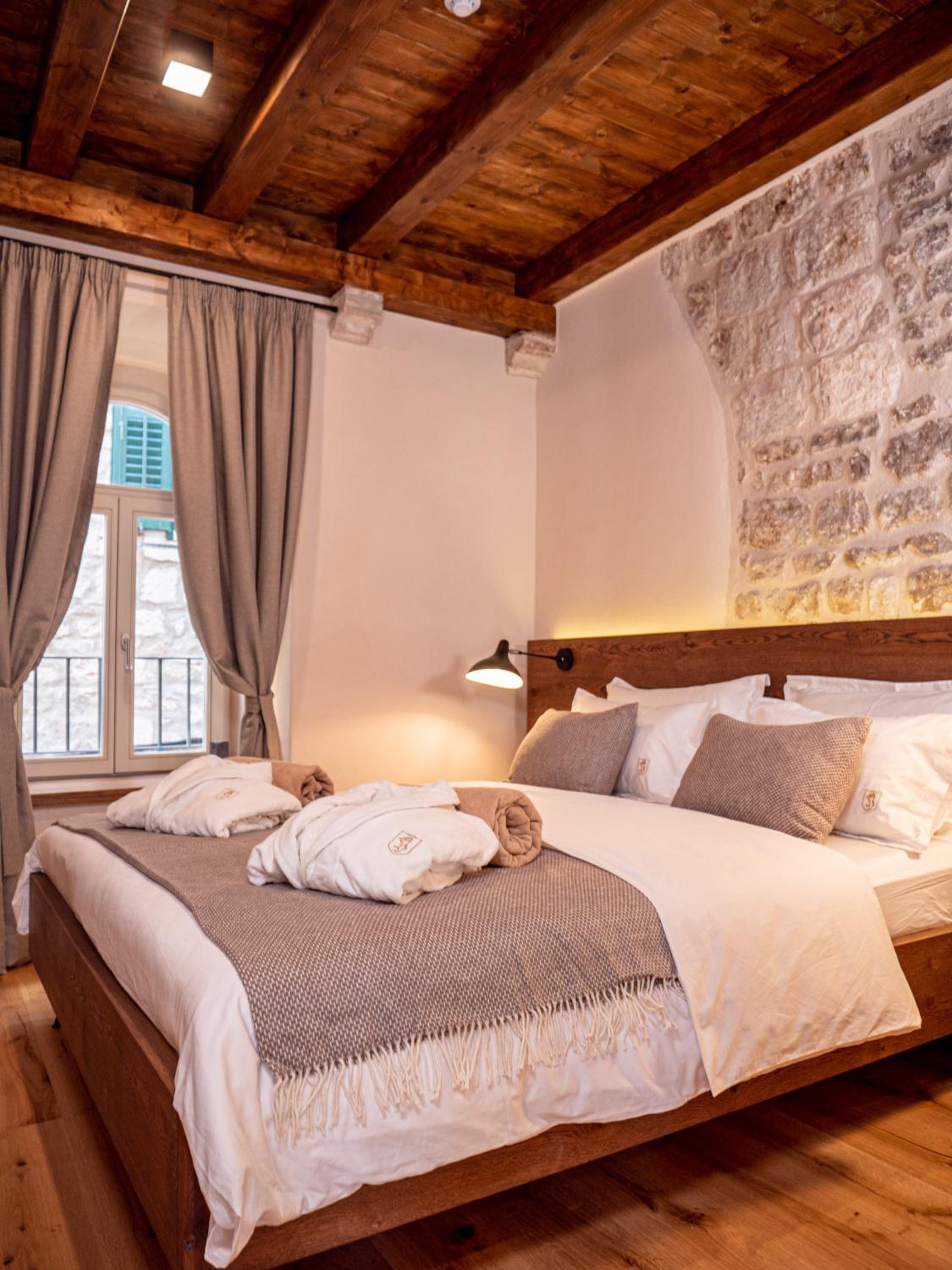 Suite with Terrace - Photo 11