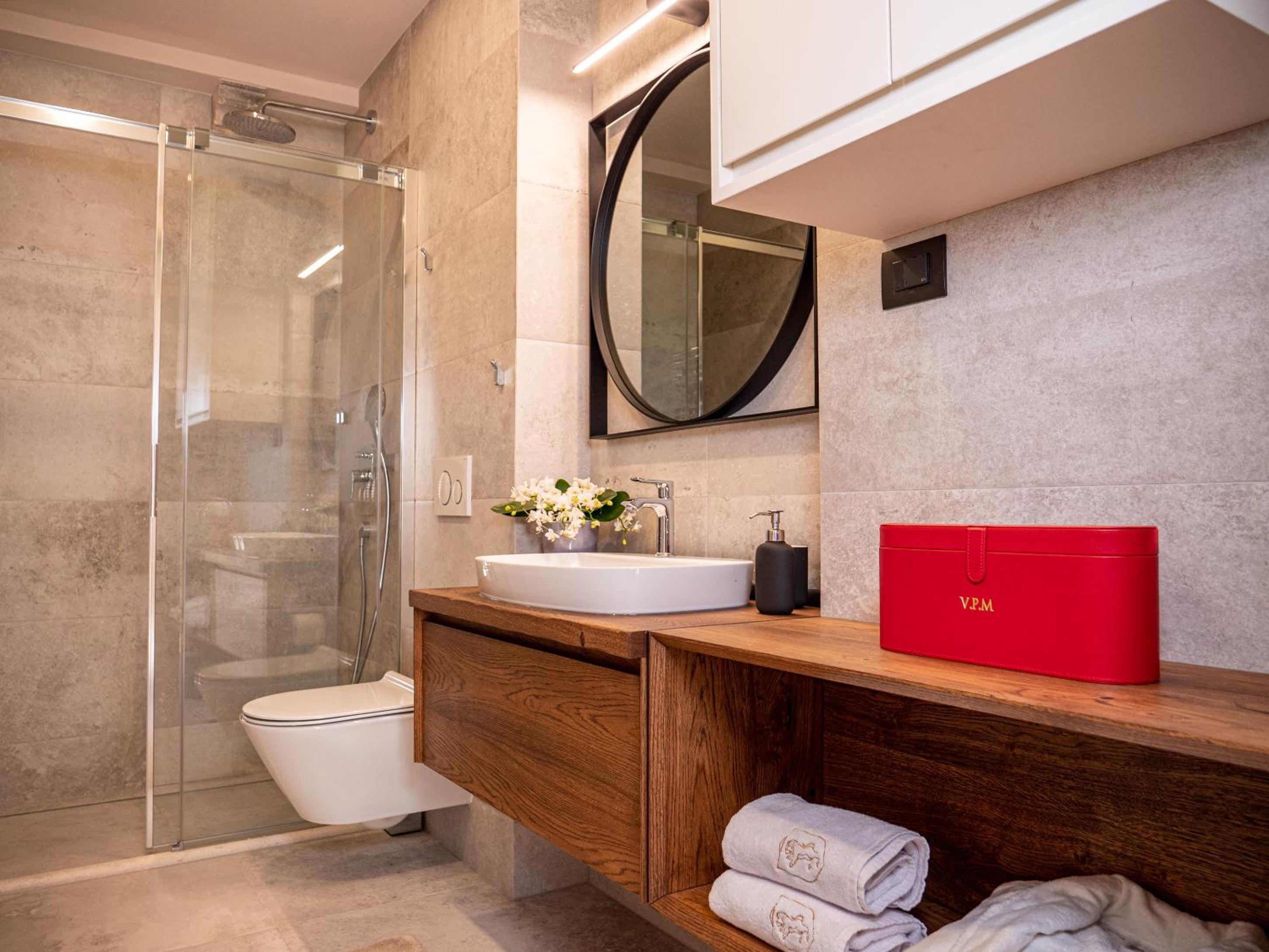 Suite with Terrace - Photo 8