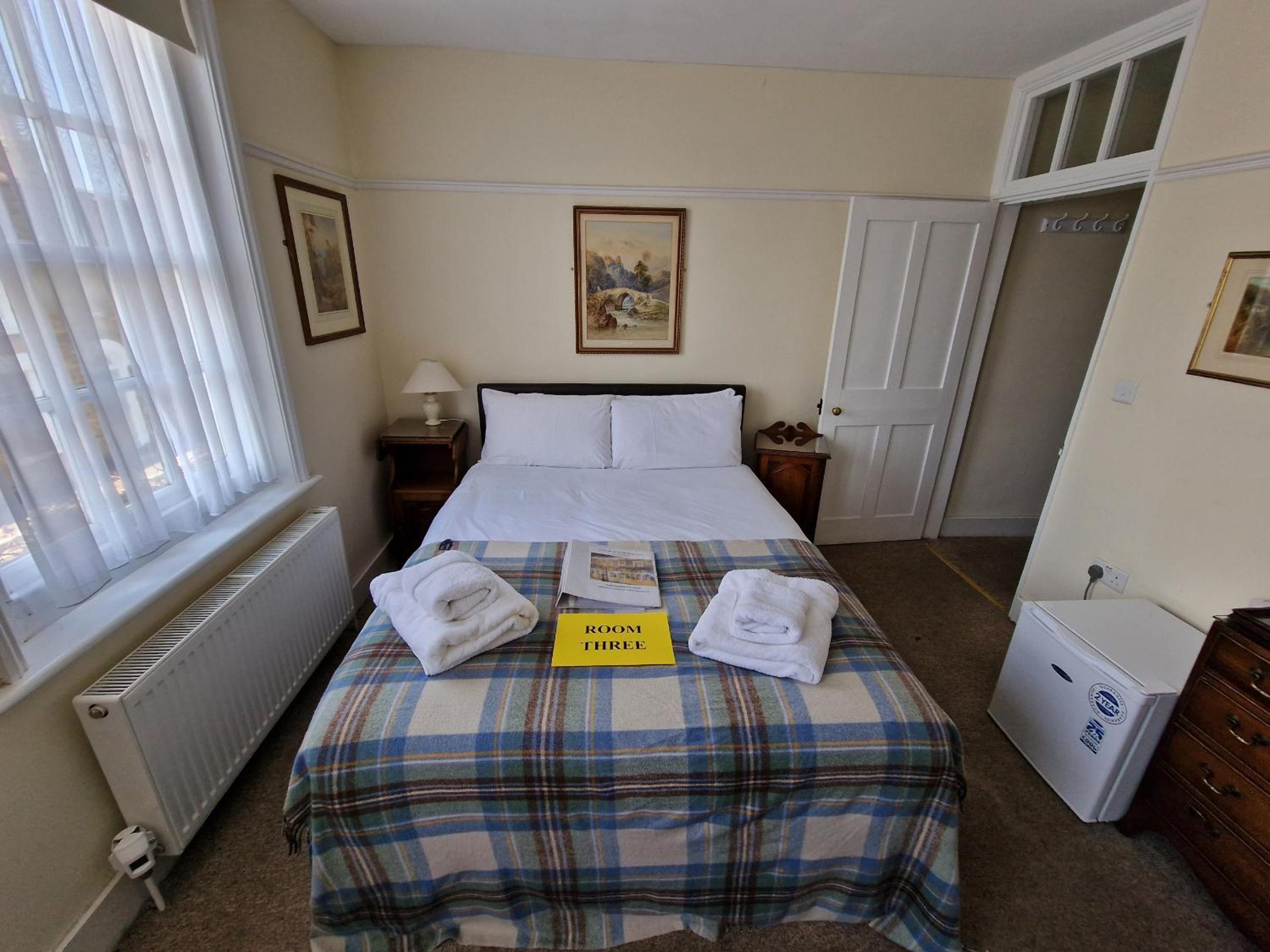 Double Room with Private Bathroom photo 3