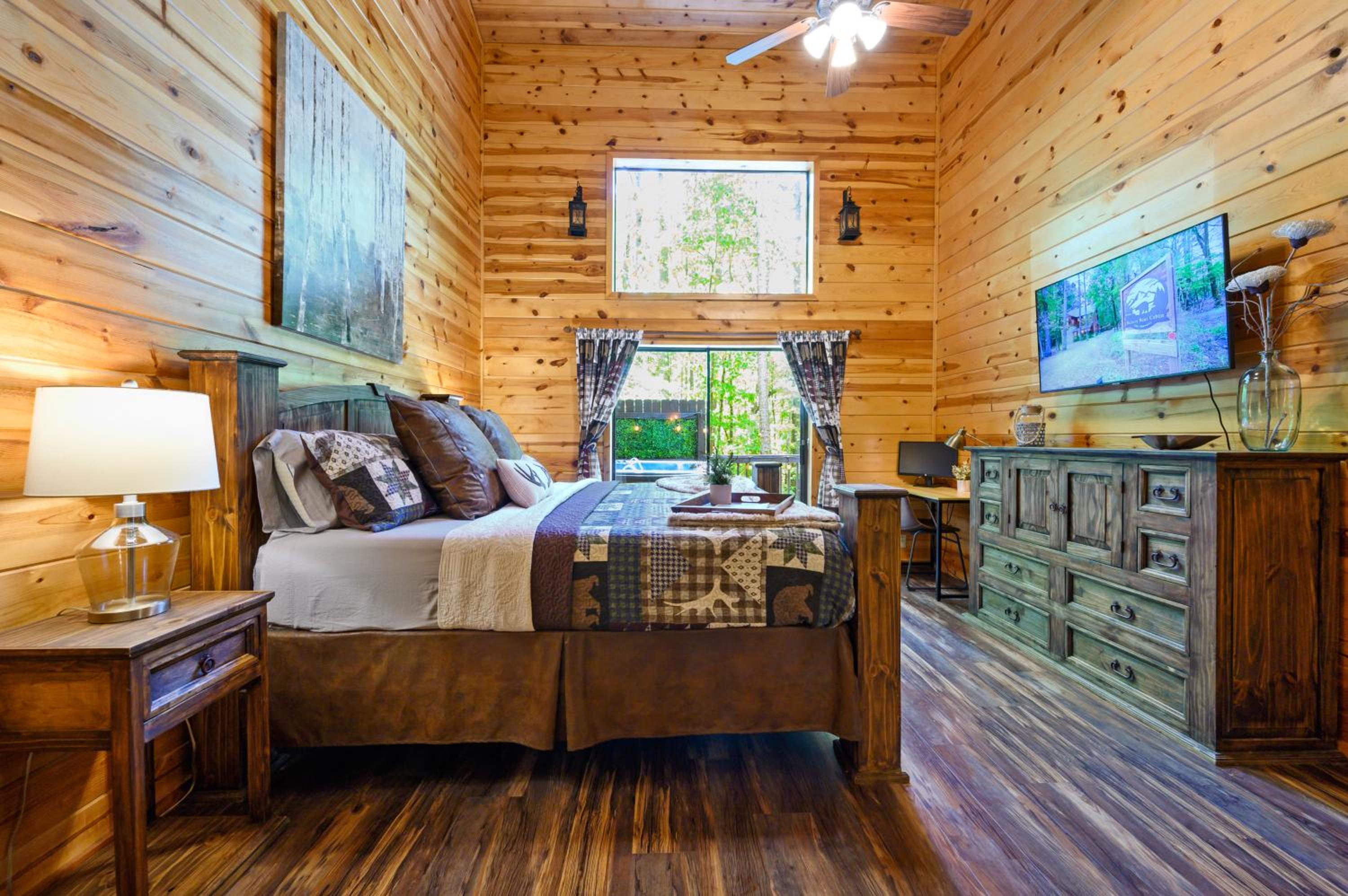 Three-Bedroom House photo 1