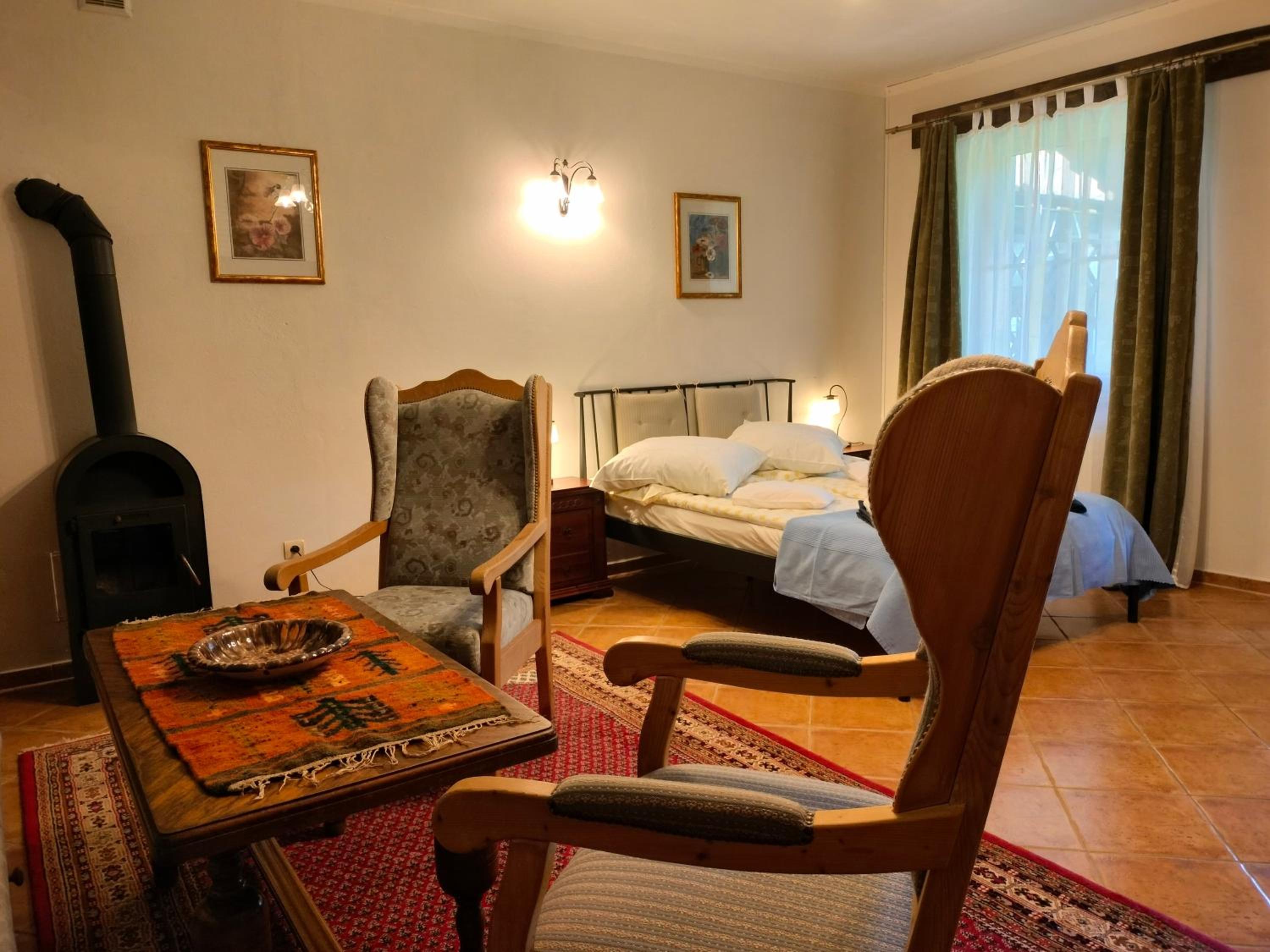 Apartment with Terrace photo 2