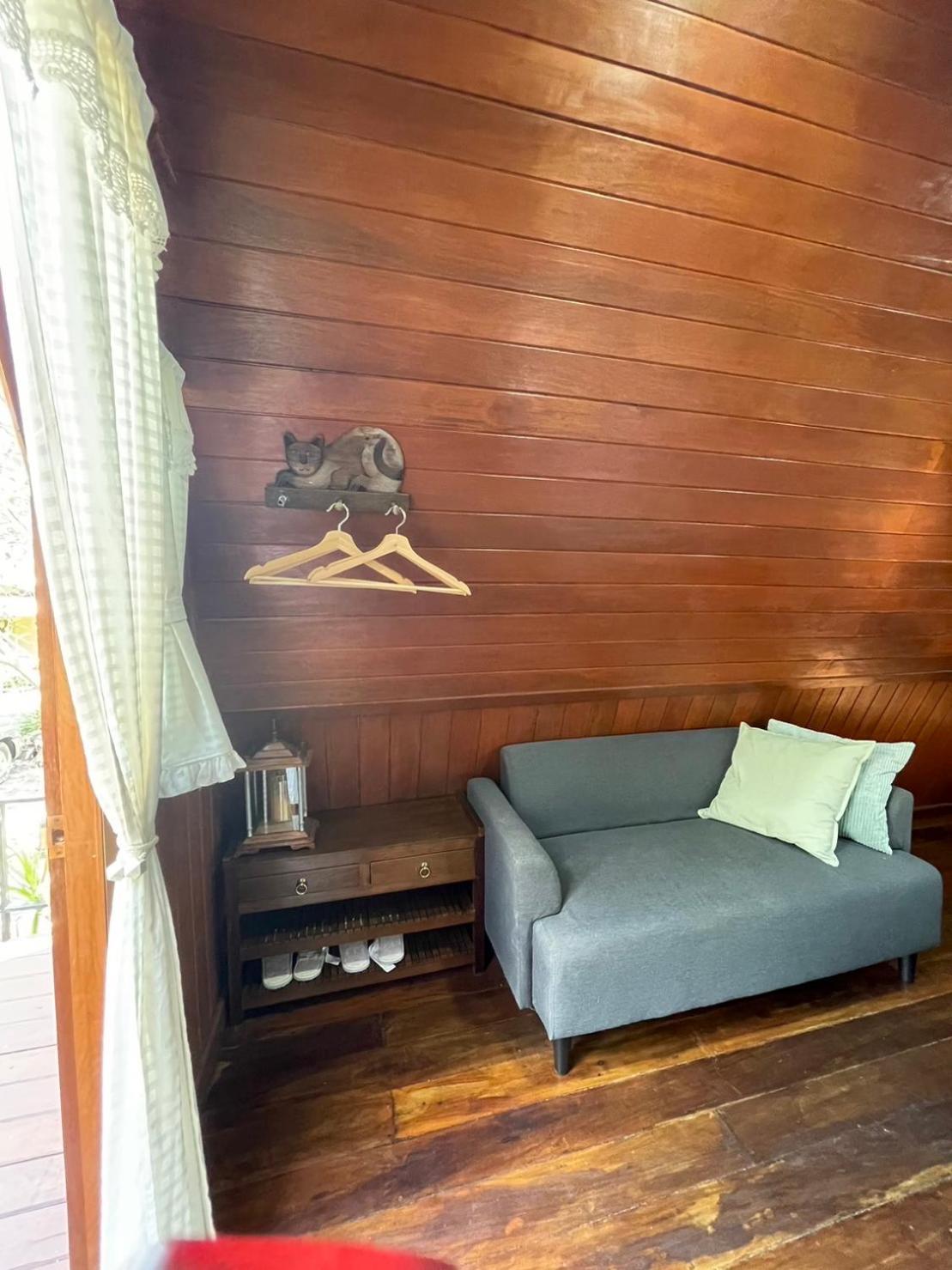Deluxe Queen Room - Photo 4