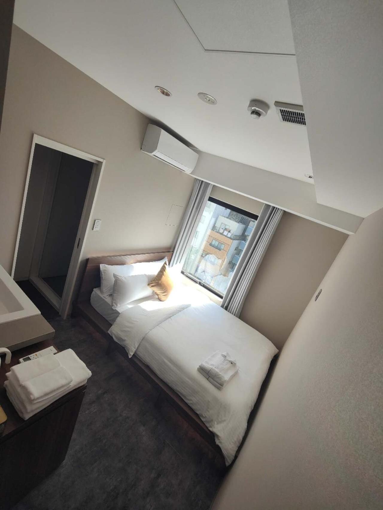 Small Double Room photo 1