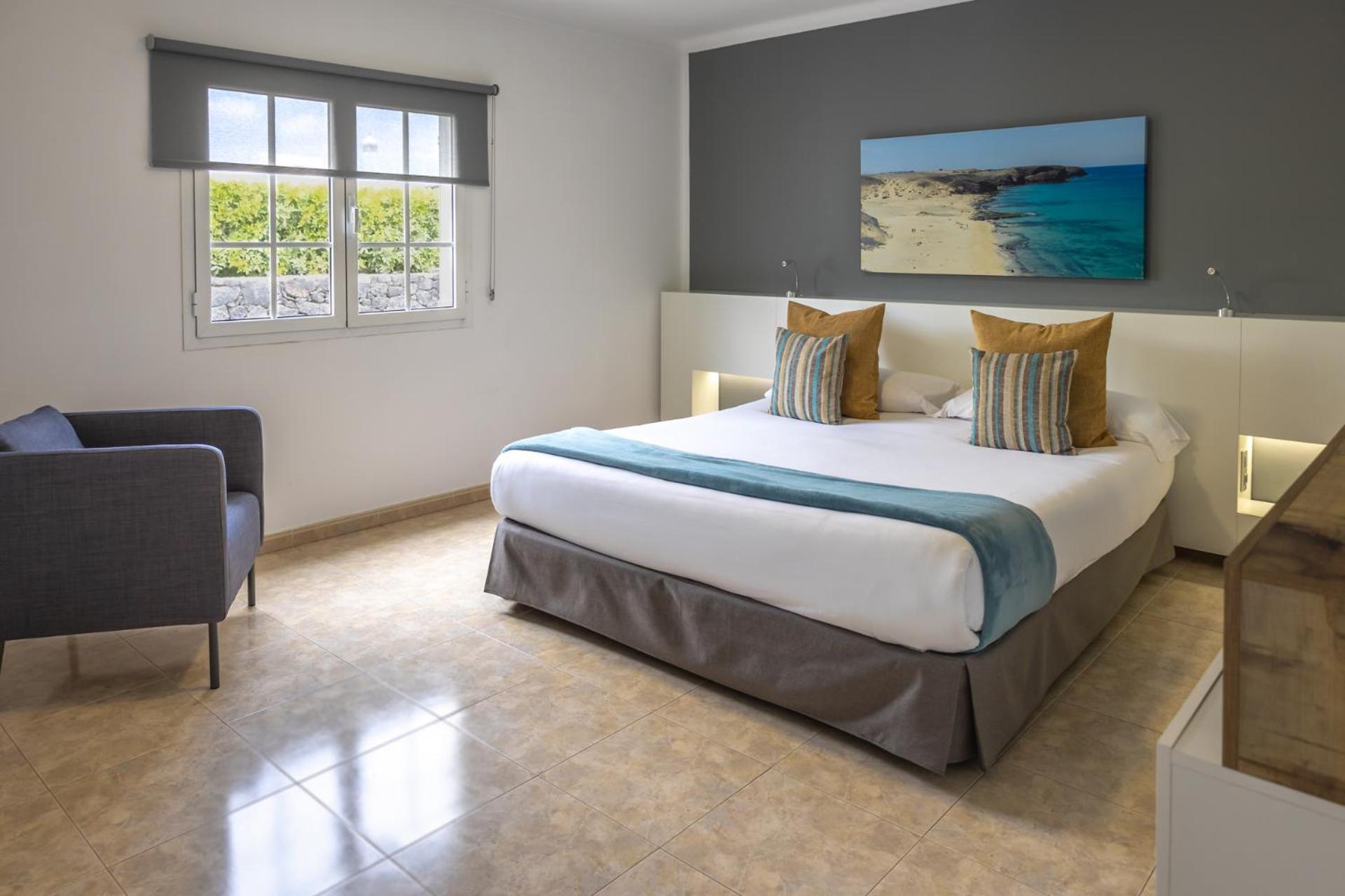 Three-Bedroom Villa photo 2