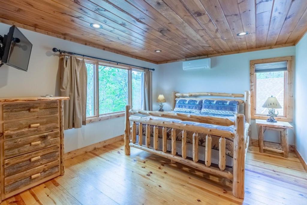 Four-Bedroom House photo 1