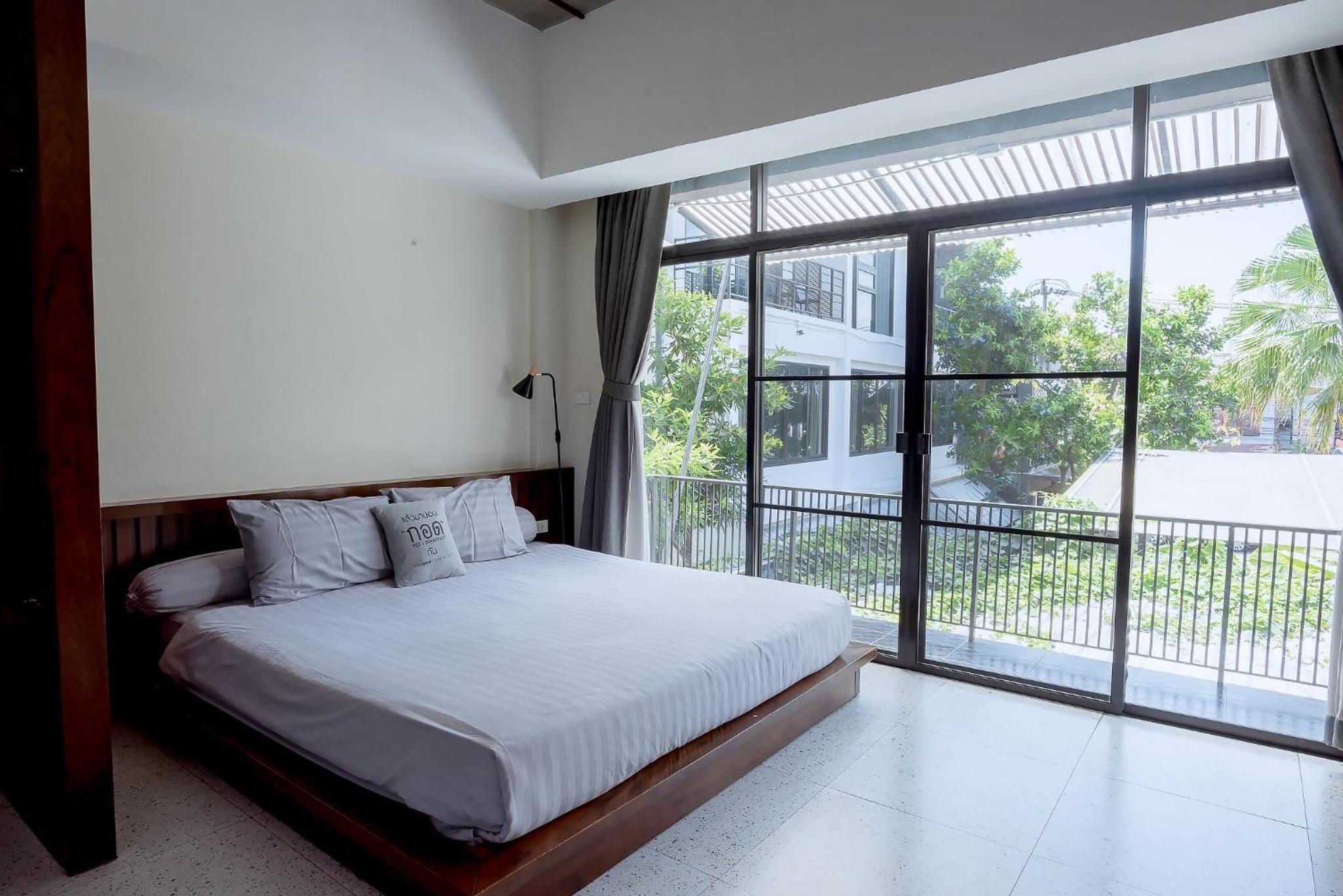 Deluxe Triple Room photo 2