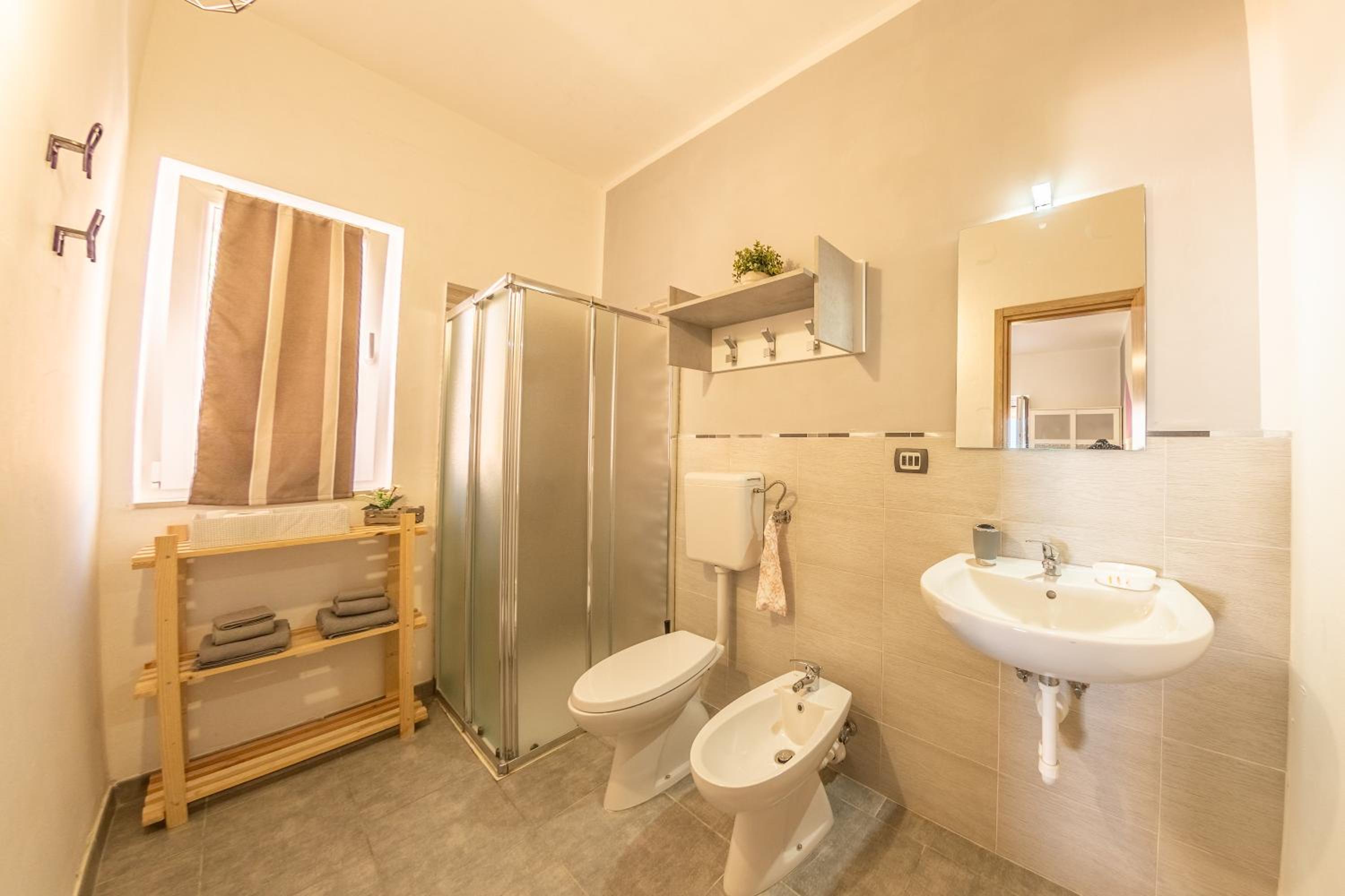 Double Room with Private Bathroom photo 2